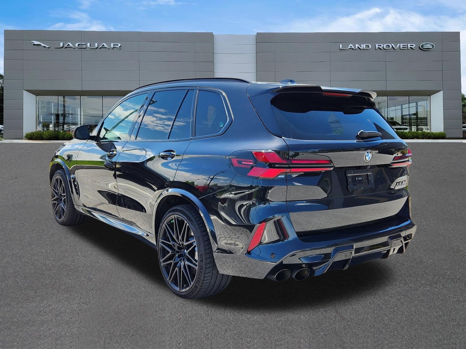 2025 BMW X5 M Competition