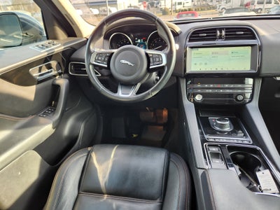 2020 Jaguar F-PACE 25t Prestige