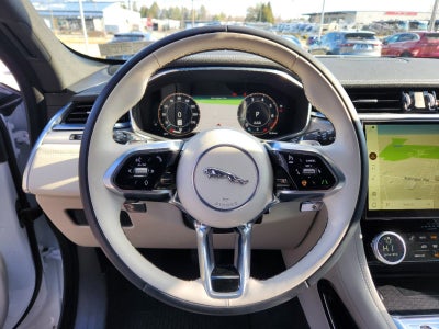 2024 Jaguar F-PACE P250 R-Dynamic S