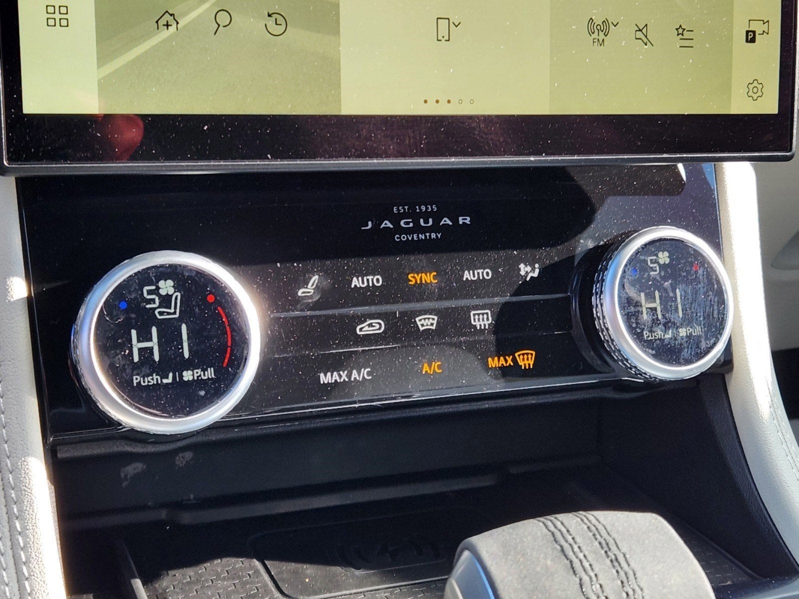 2024 Jaguar F-PACE P250 R-Dynamic S