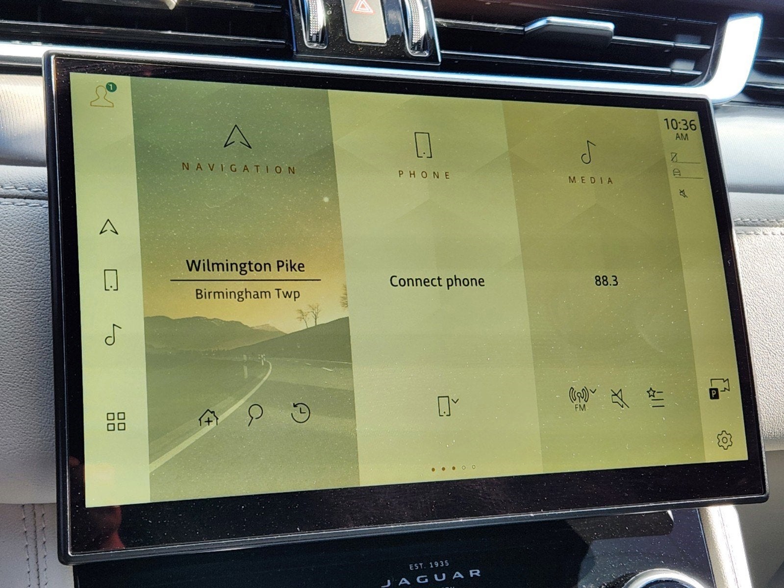 2024 Jaguar F-PACE P250 R-Dynamic S