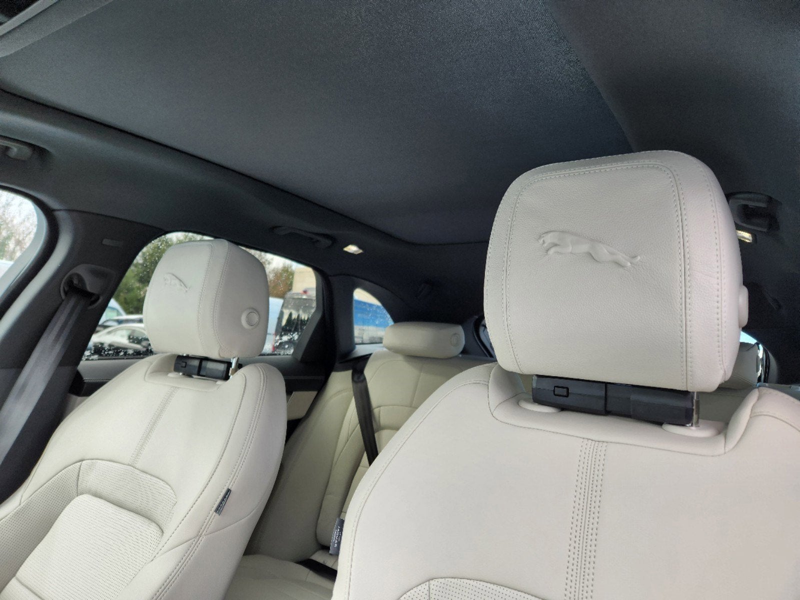 2025 Jaguar F-PACE P250 R-Dynamic S