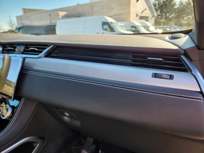 2025 Jaguar F-PACE P250 R-Dynamic S