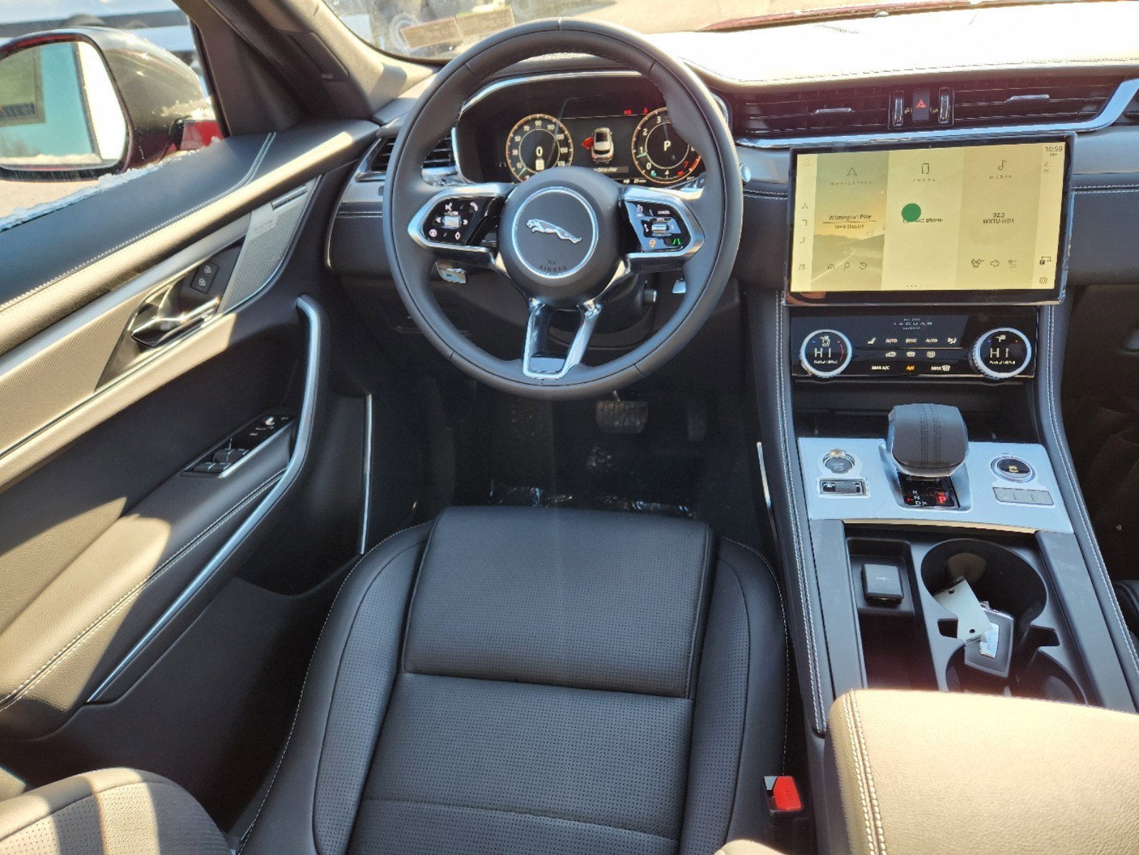 2025 Jaguar F-PACE P250 R-Dynamic S