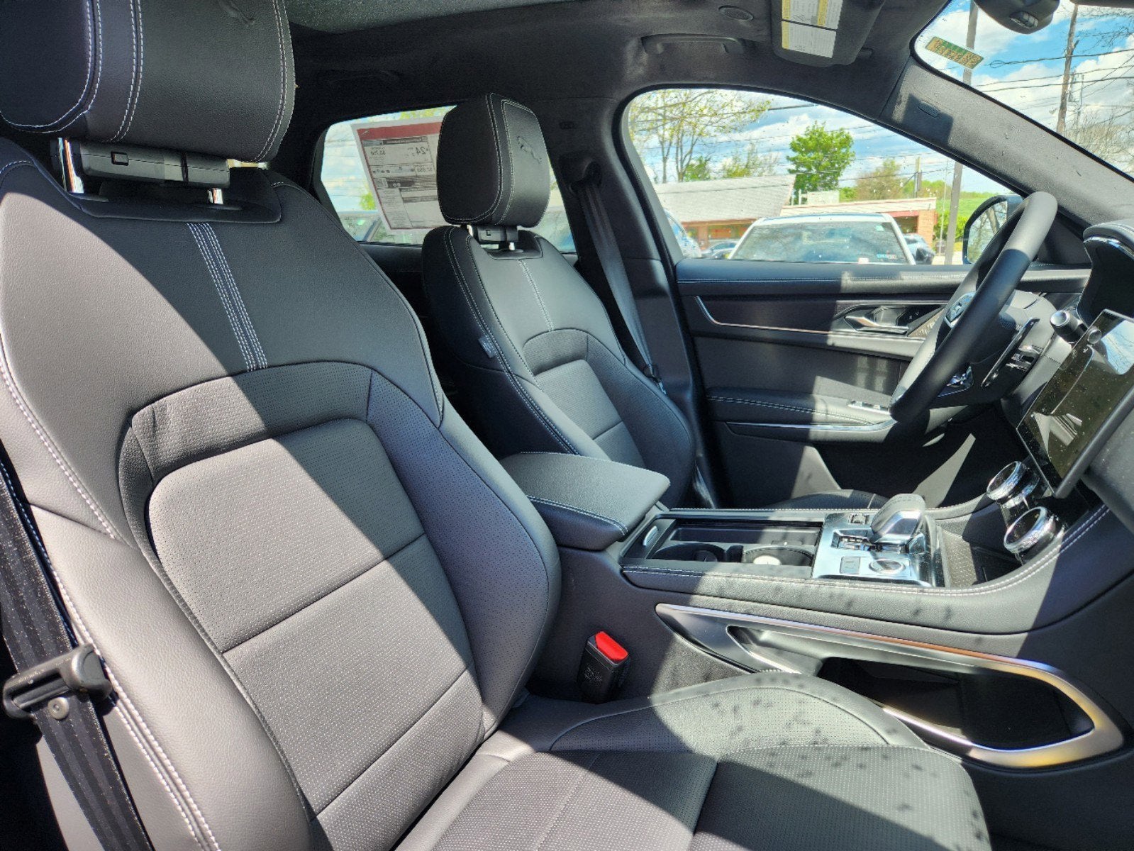 2025 Jaguar F-PACE P250 R-Dynamic S