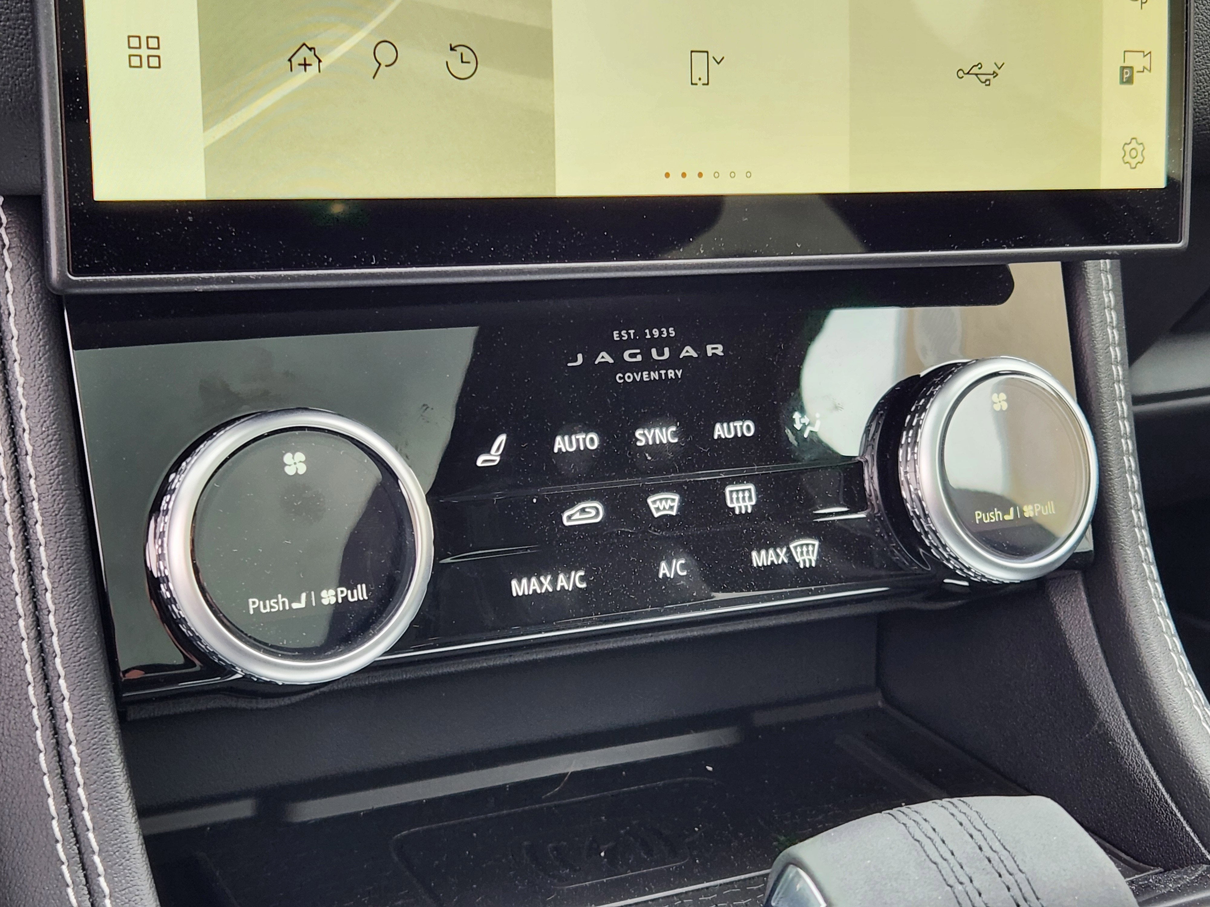 2025 Jaguar F-PACE P250 R-Dynamic S