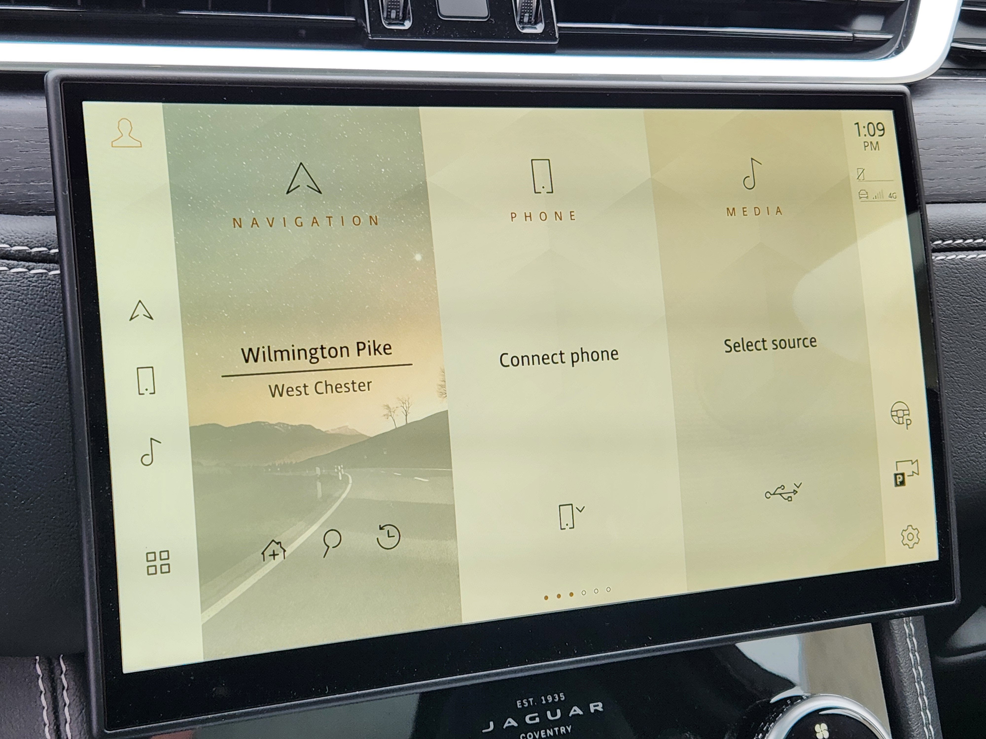 2025 Jaguar F-PACE P250 R-Dynamic S