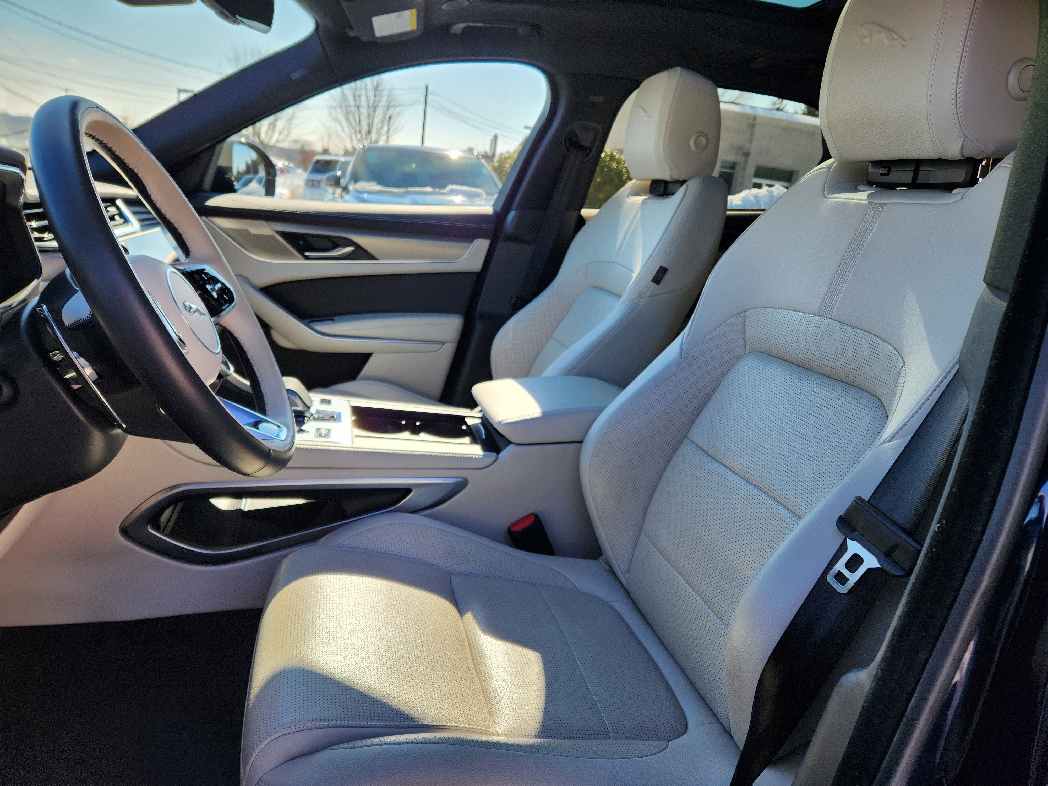 2025 Jaguar F-PACE P250 R-Dynamic S