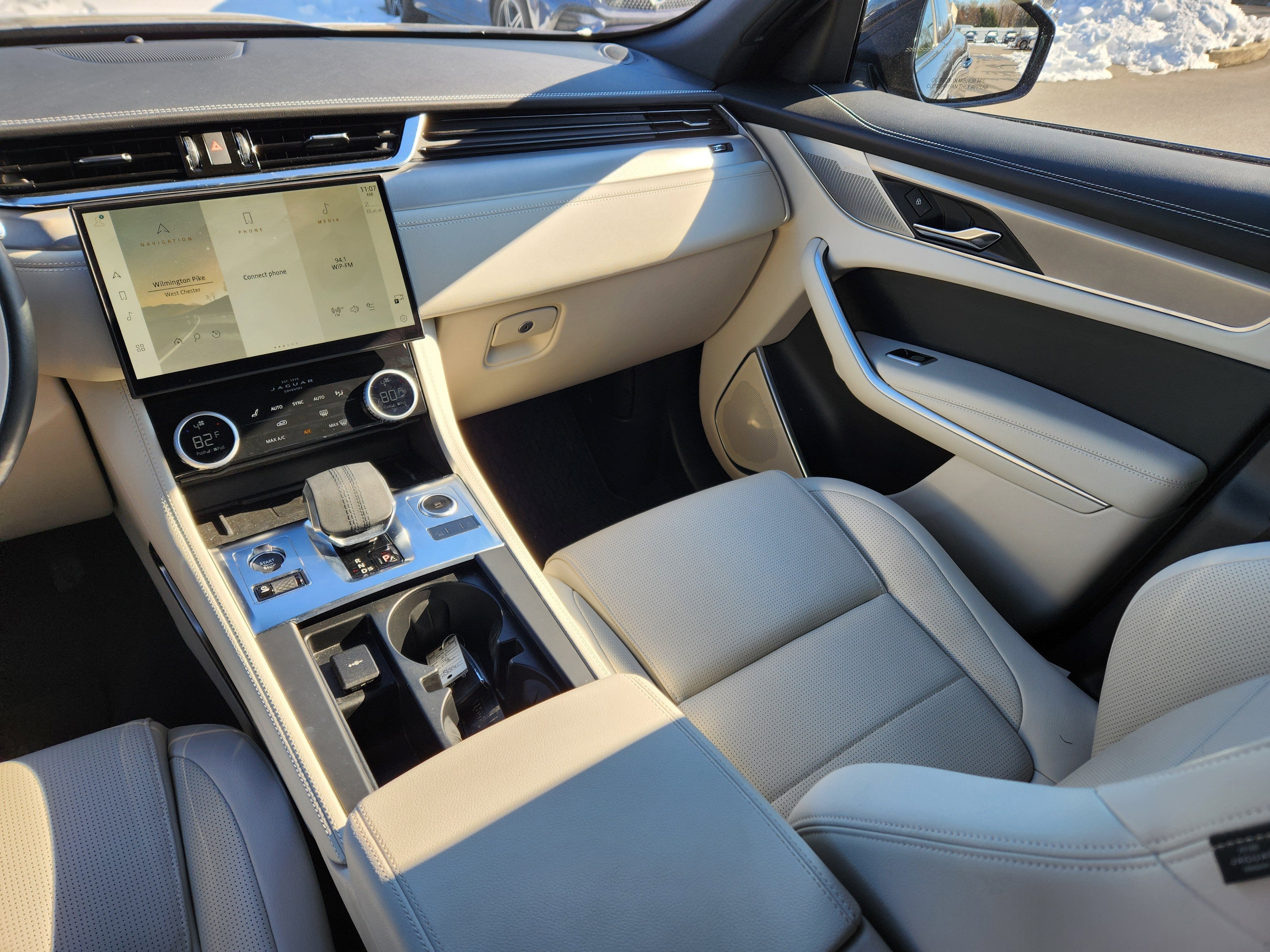 2025 Jaguar F-PACE P250 R-Dynamic S