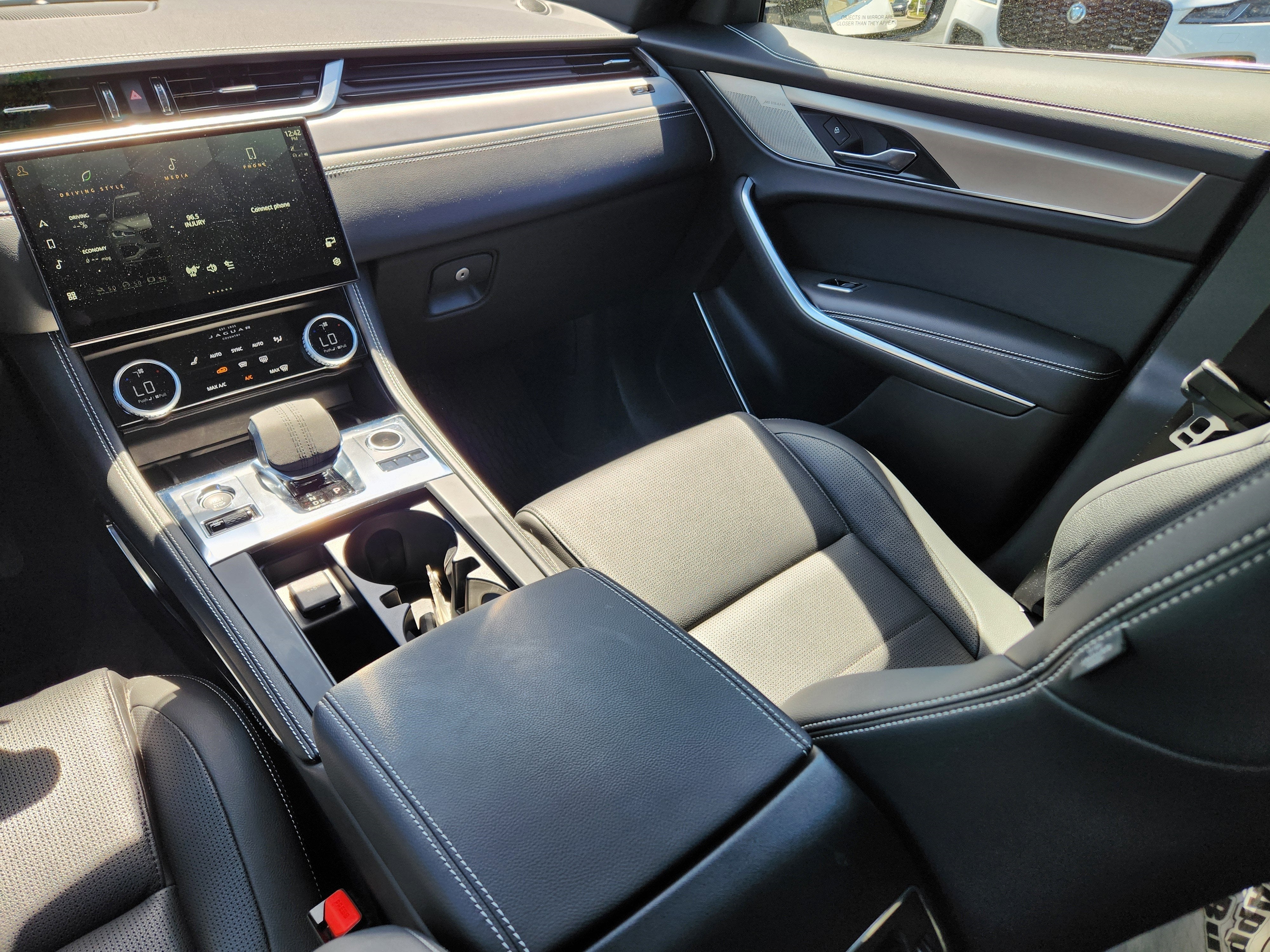 2024 Jaguar F-PACE P400 R-Dynamic S