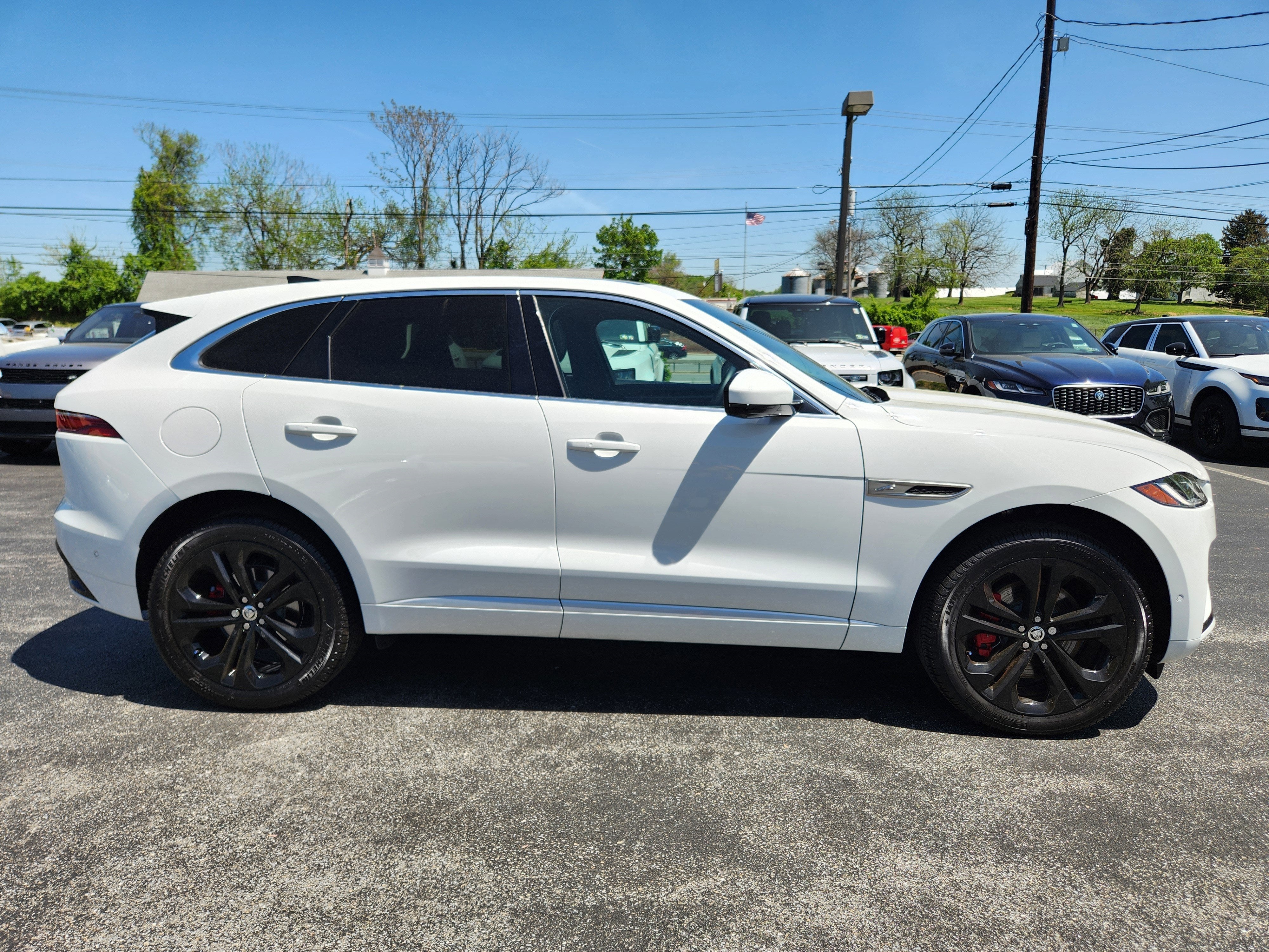2024 Jaguar F-PACE P400 R-Dynamic S