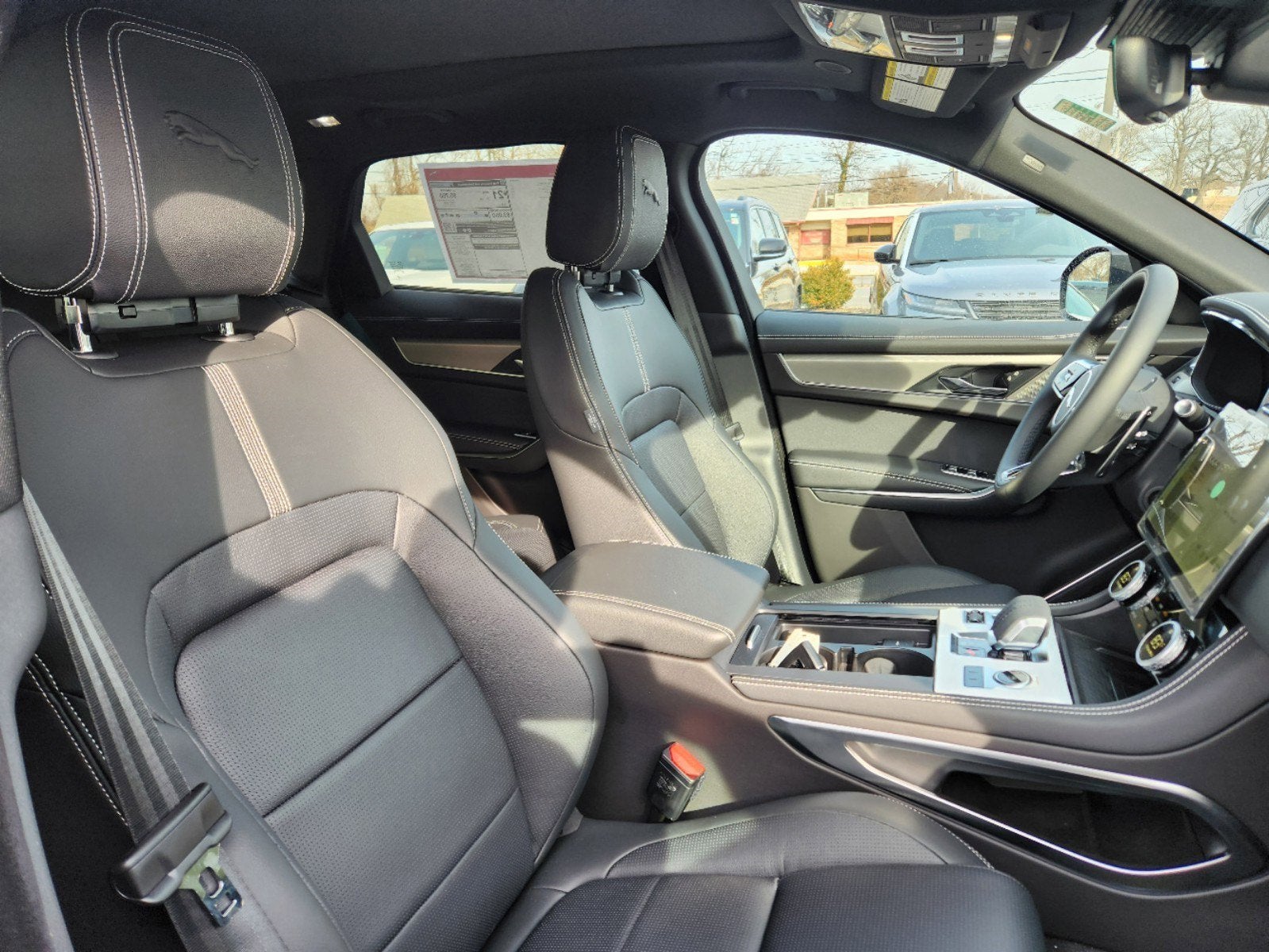 2025 Jaguar F-PACE P400 R-Dynamic S