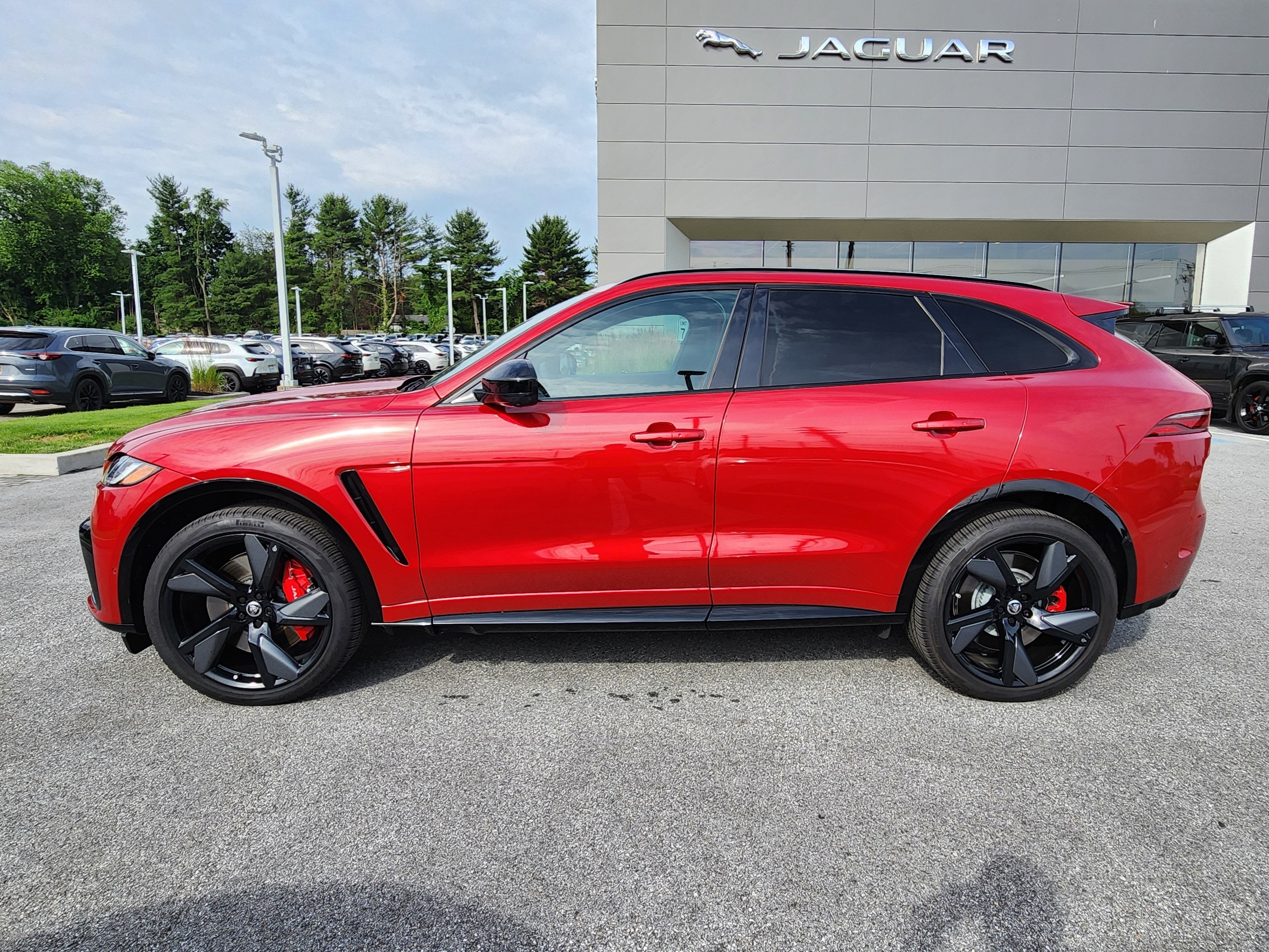 2026 Jaguar F-PACE SVR