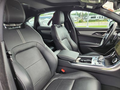 2021 Jaguar XF R-Dynamic SE