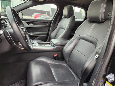 2022 Jaguar XF R-Dynamic SE