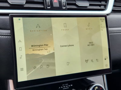 2022 Jaguar XF R-Dynamic SE