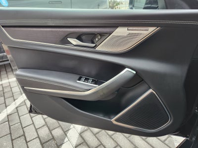 2022 Jaguar XF R-Dynamic SE