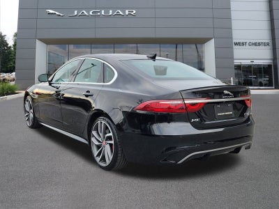 2022 Jaguar XF R-Dynamic SE