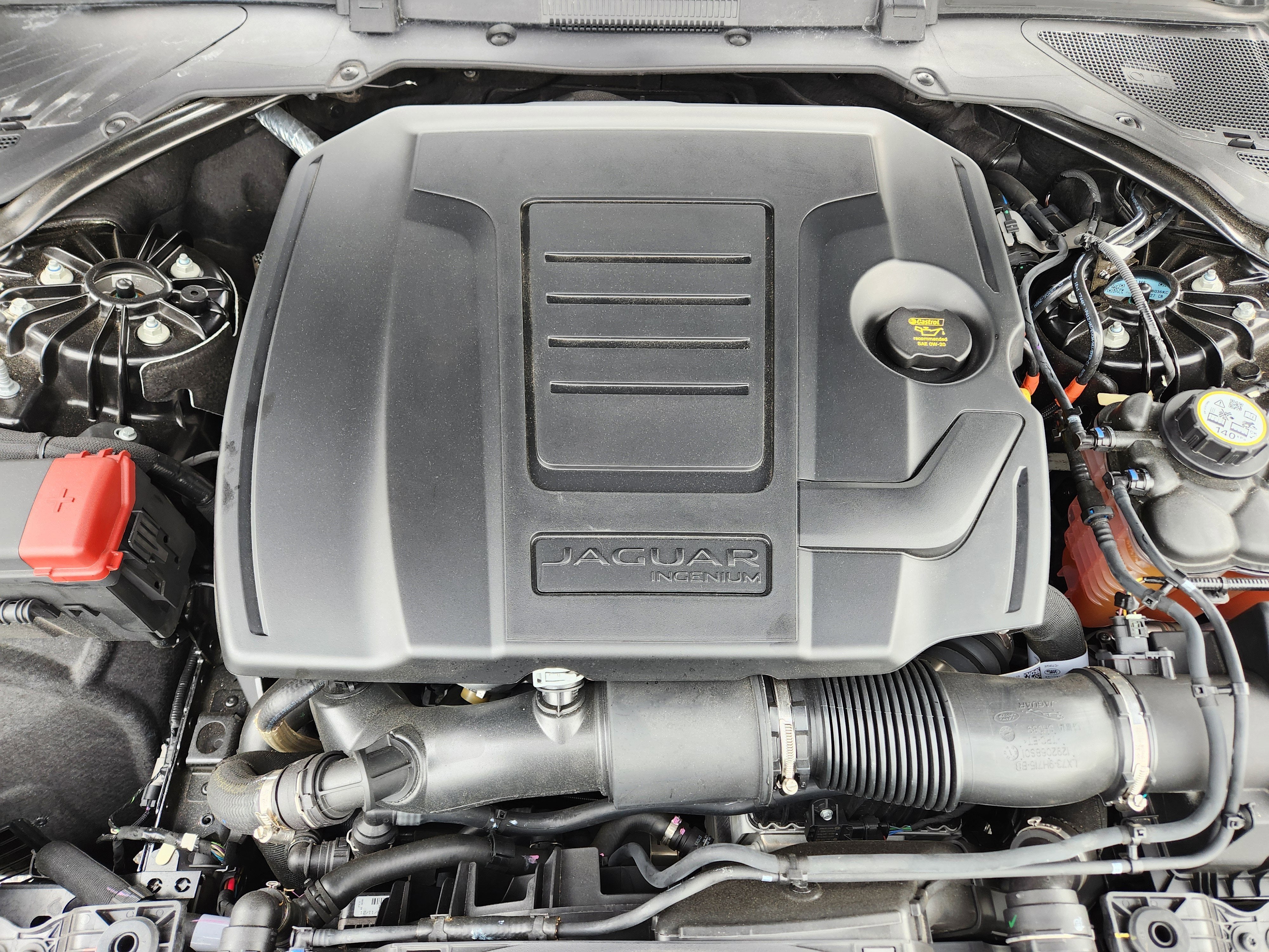 2022 Jaguar XF R-Dynamic SE