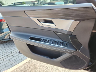 2018 Jaguar XF First Edition