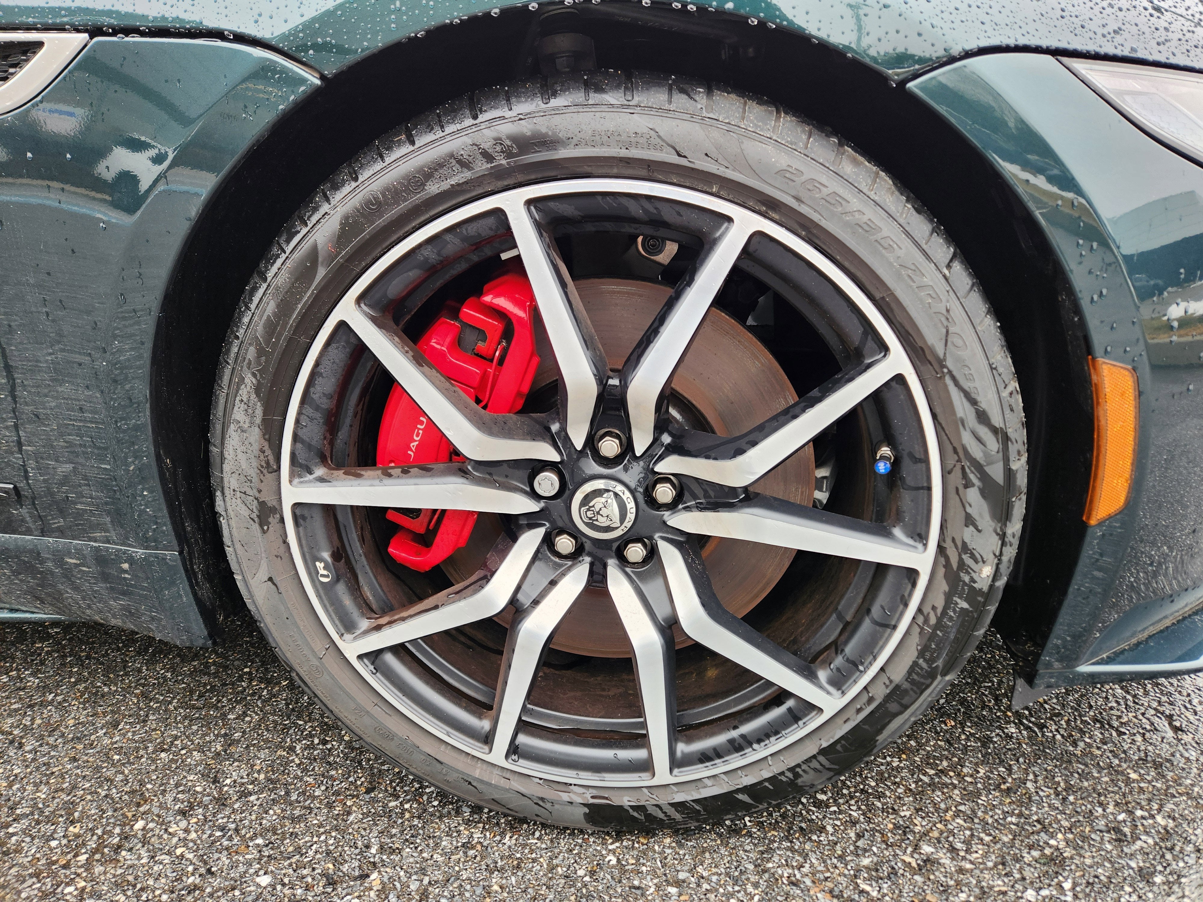 2024 Jaguar F-TYPE P575 R75