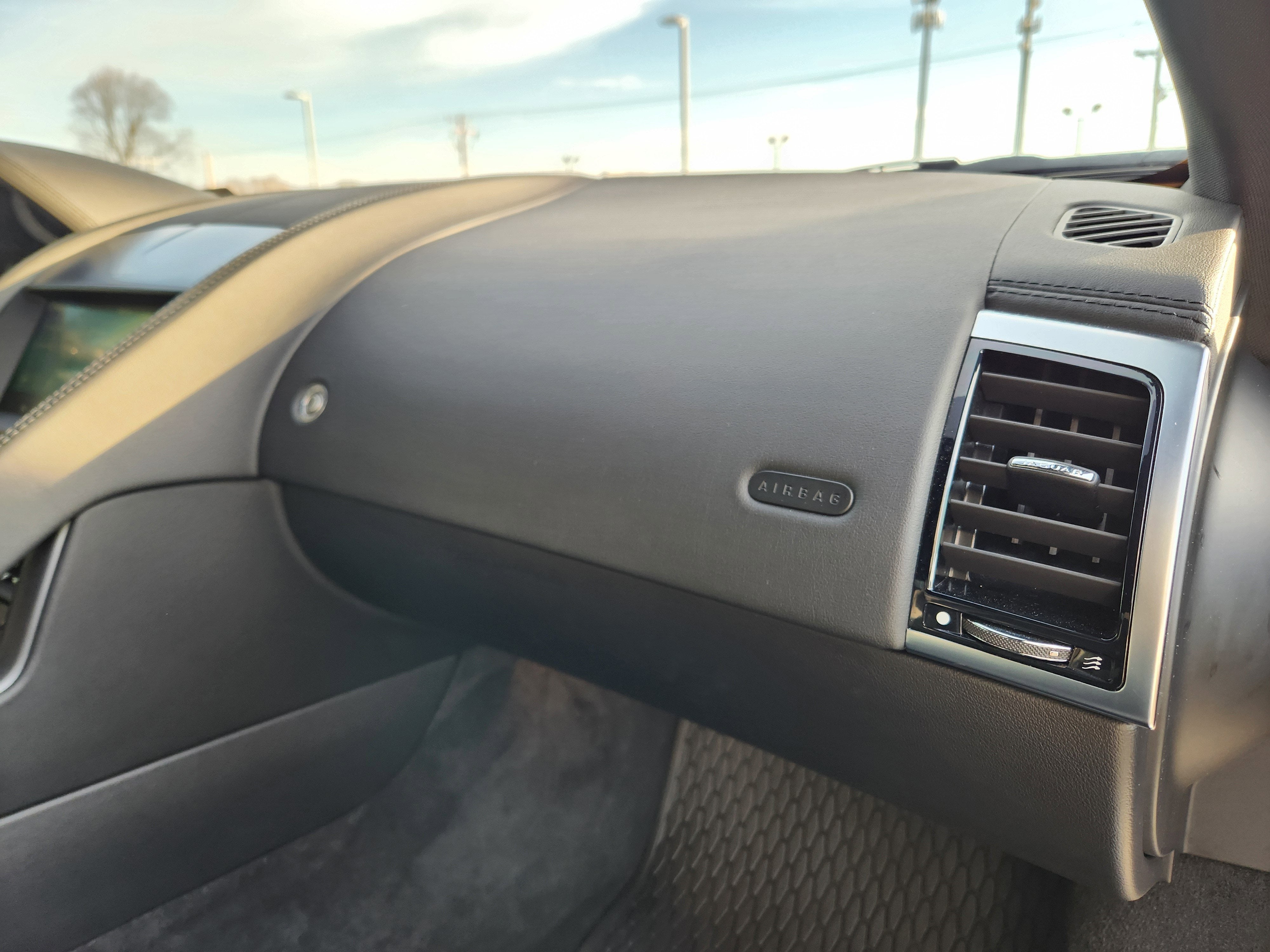 2021 Jaguar F-TYPE P300