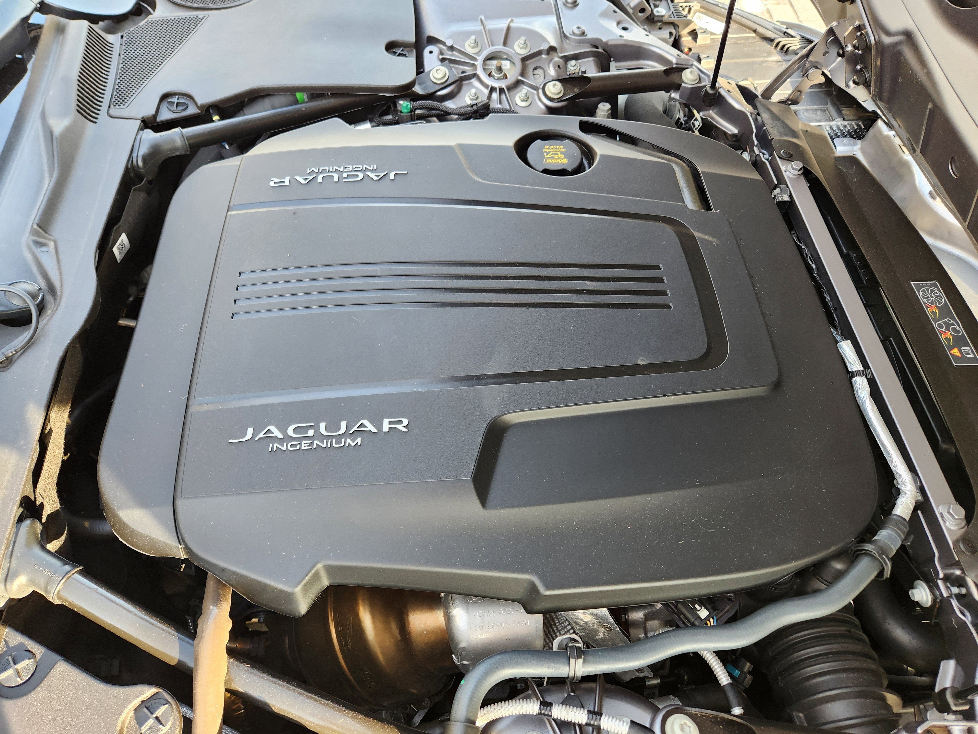 2021 Jaguar F-TYPE P300