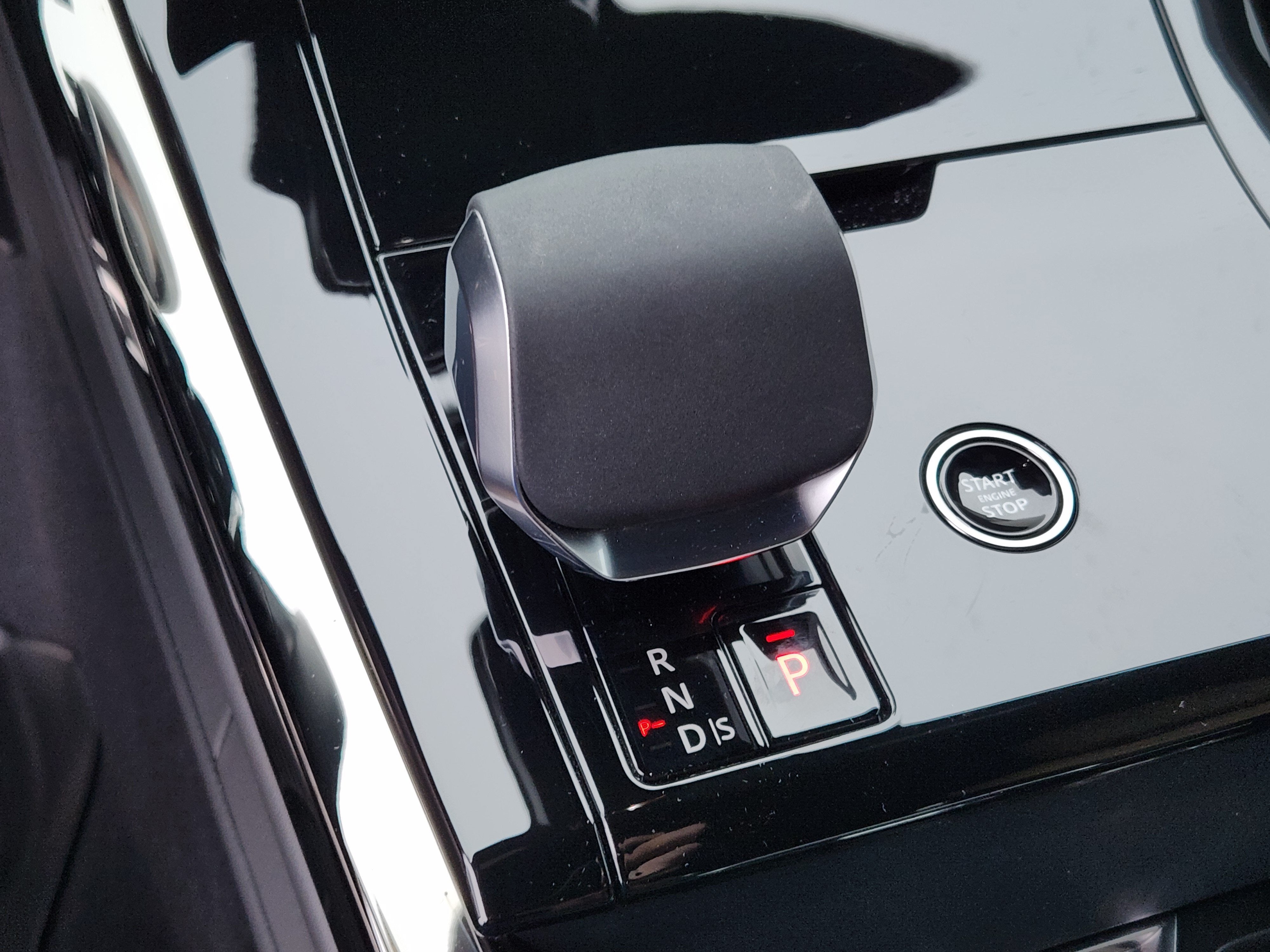 2025 Land Rover Range Rover Sport Autobiography