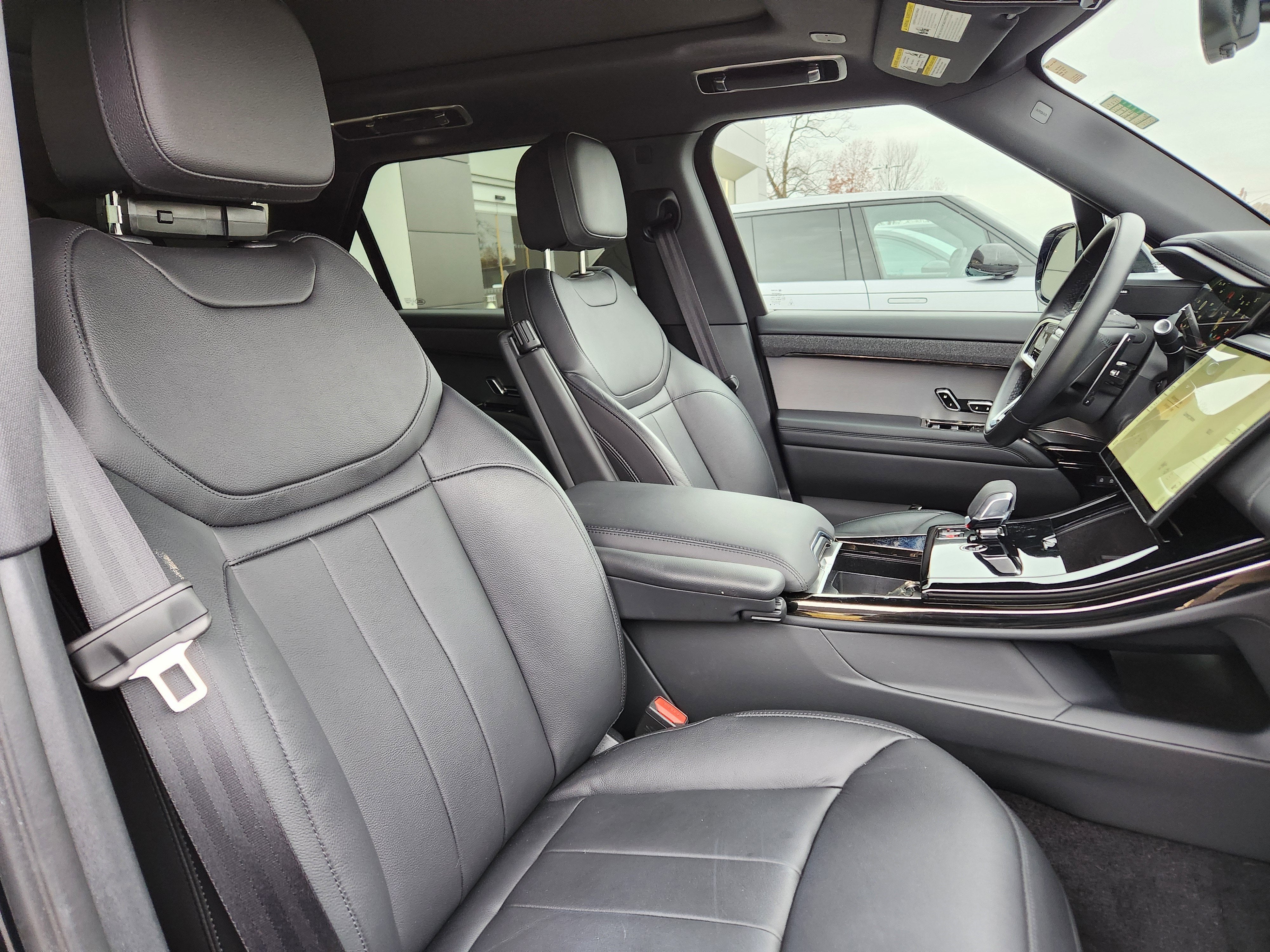 2025 Land Rover Range Rover Sport S