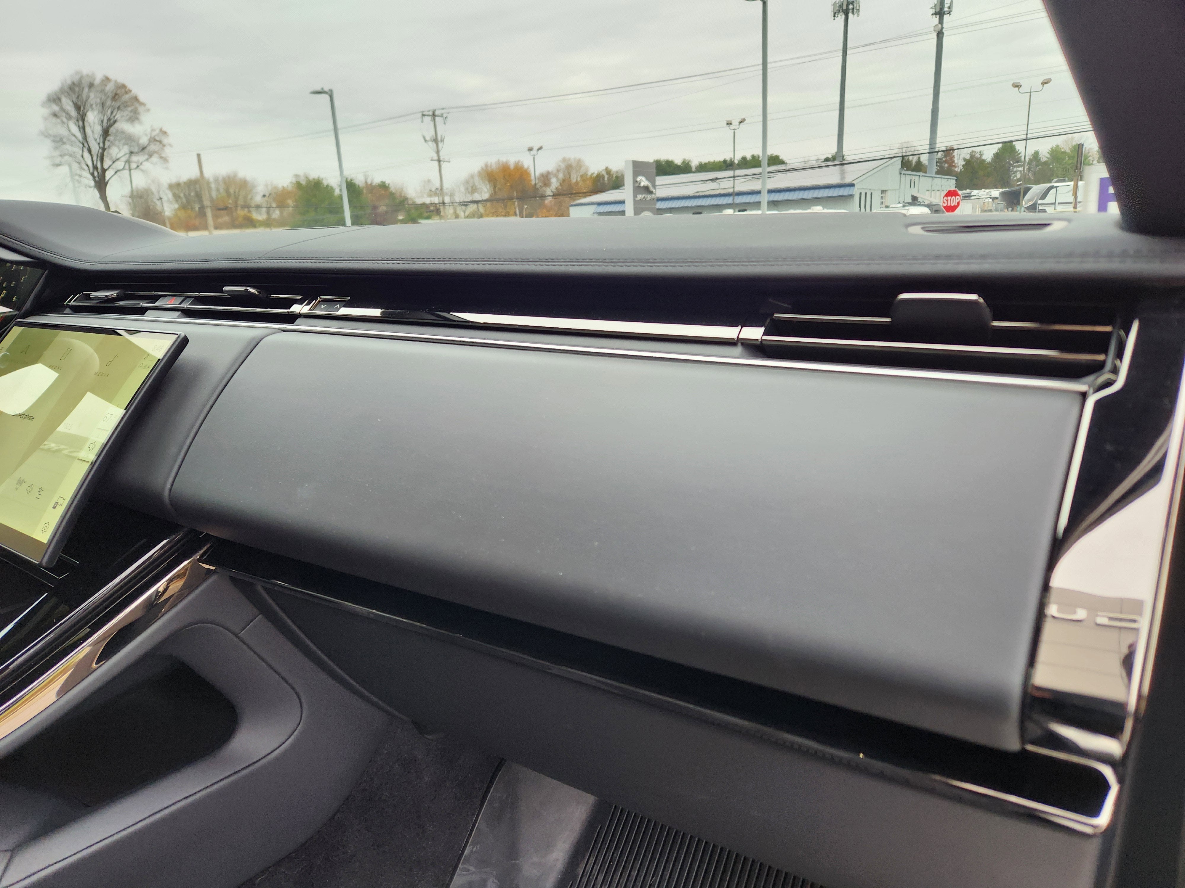 2025 Land Rover Range Rover Sport S