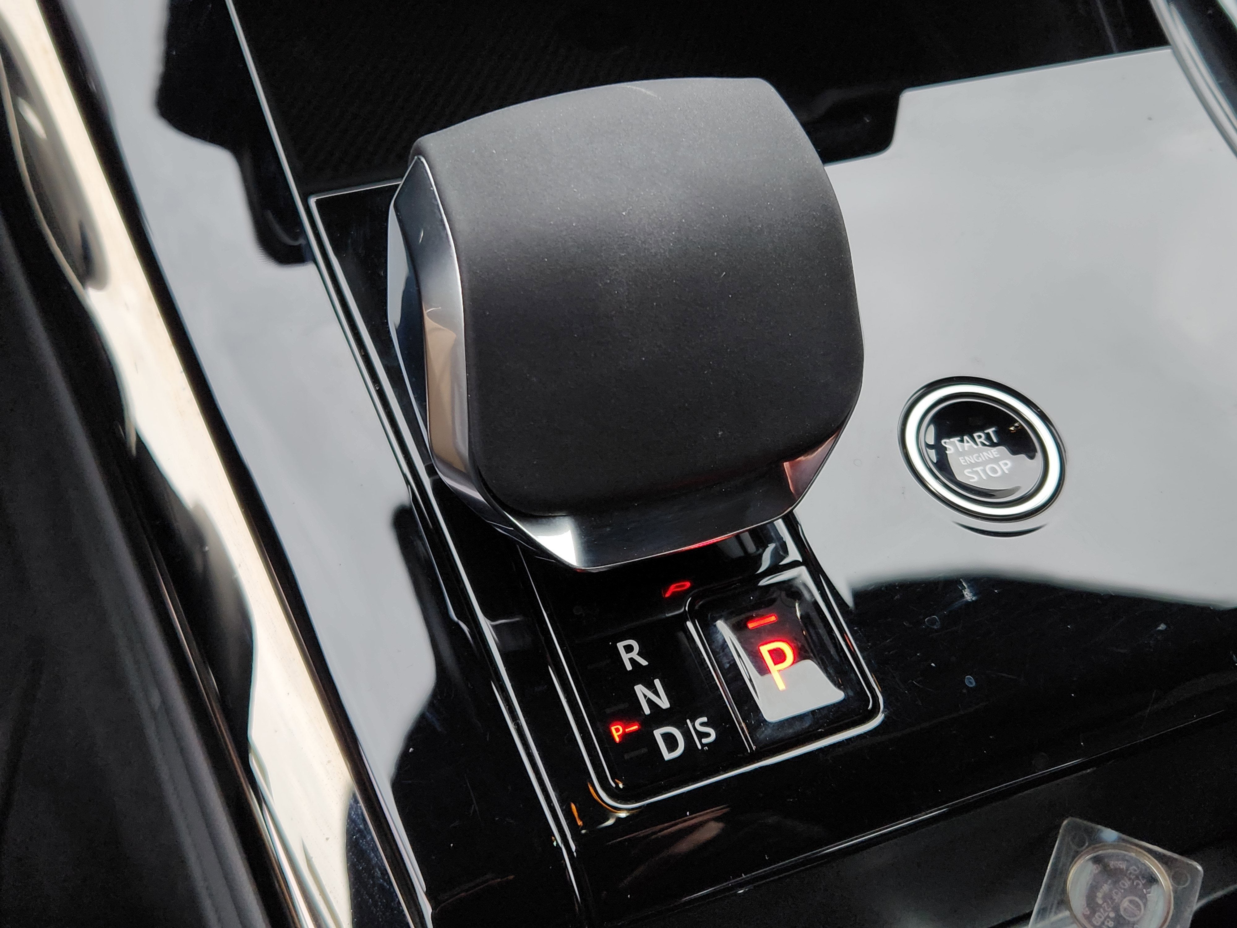 2025 Land Rover Range Rover Sport S