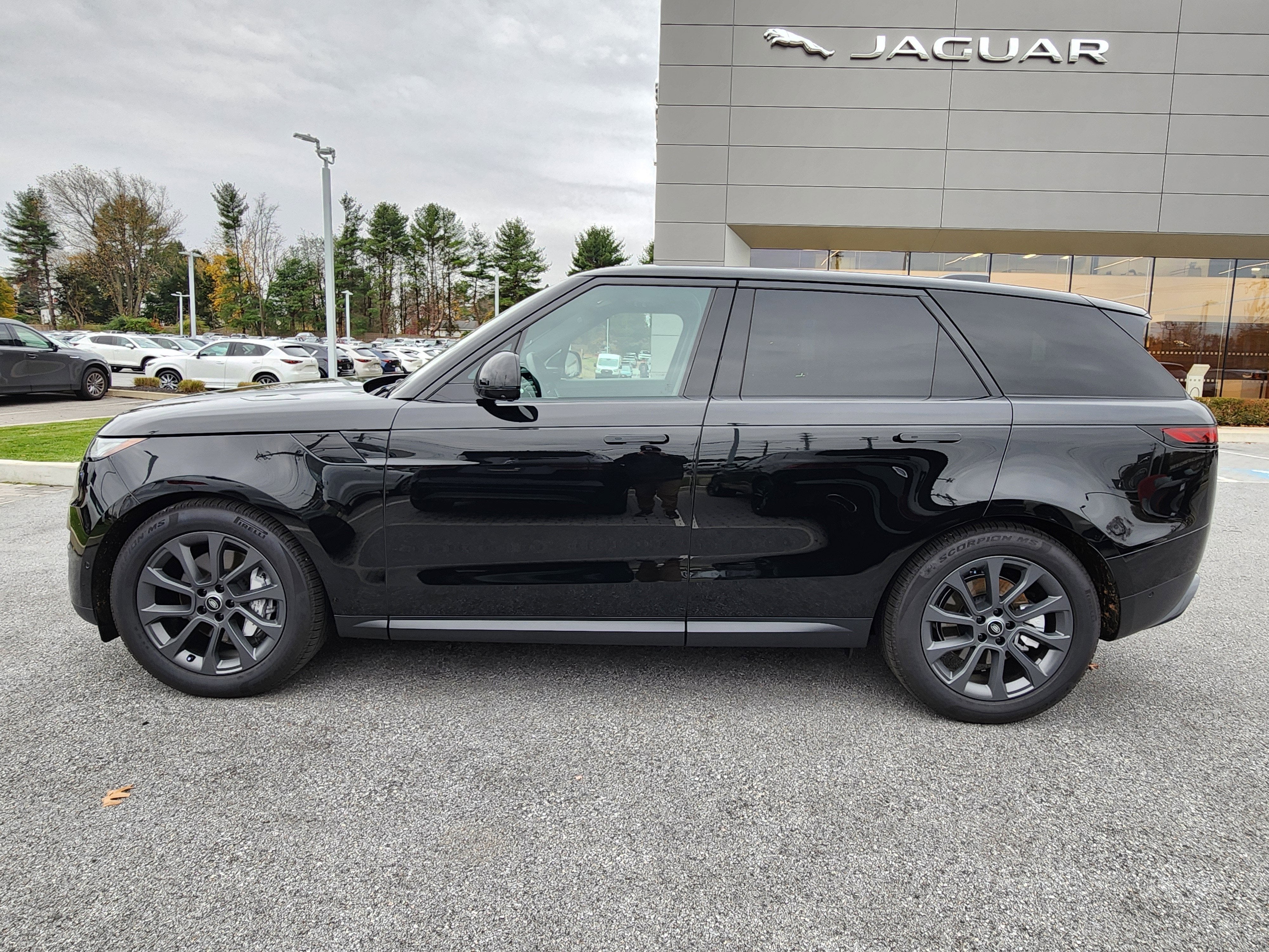 2025 Land Rover Range Rover Sport S