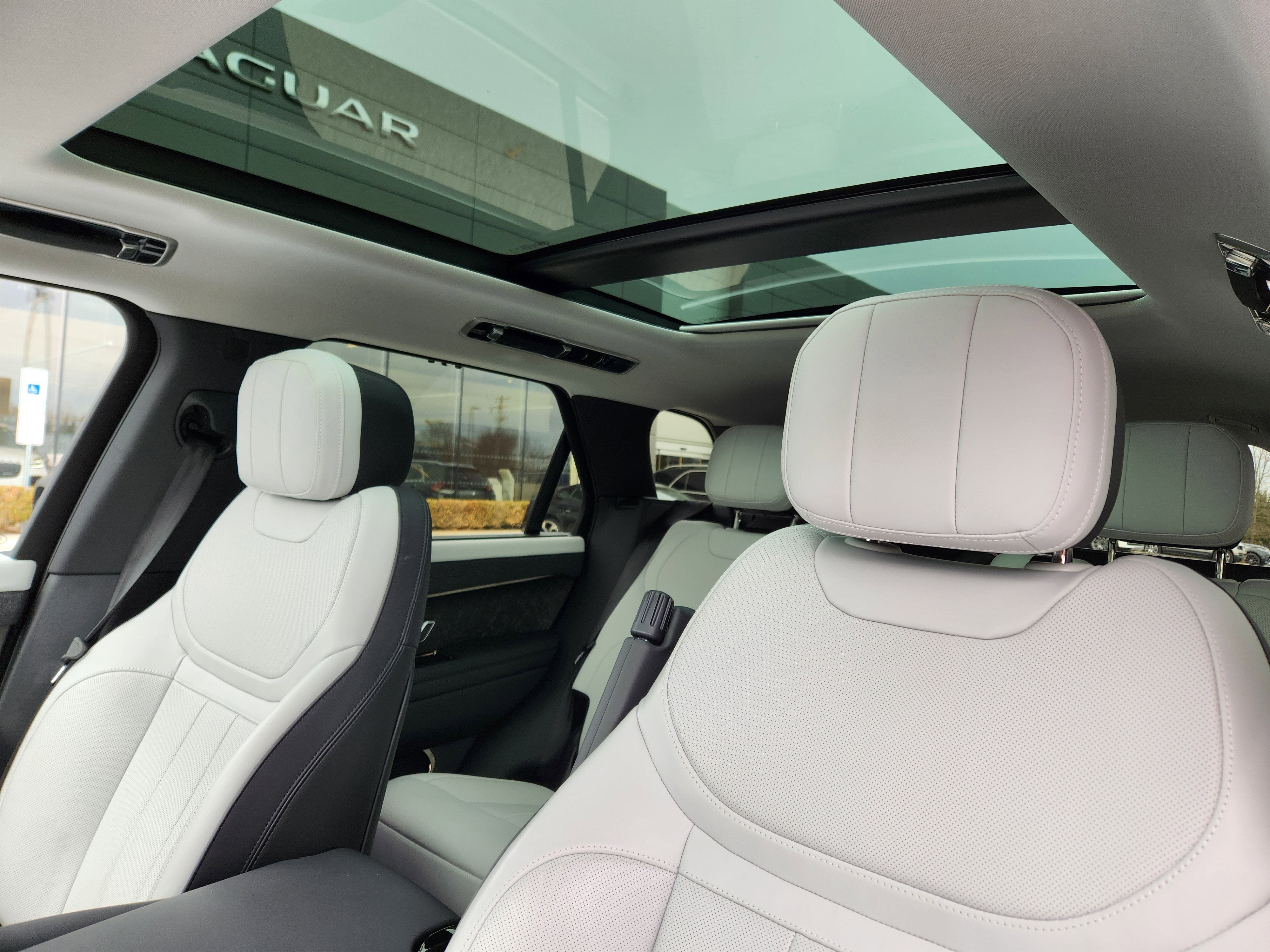 2025 Land Rover Range Rover Sport Dynamic SE