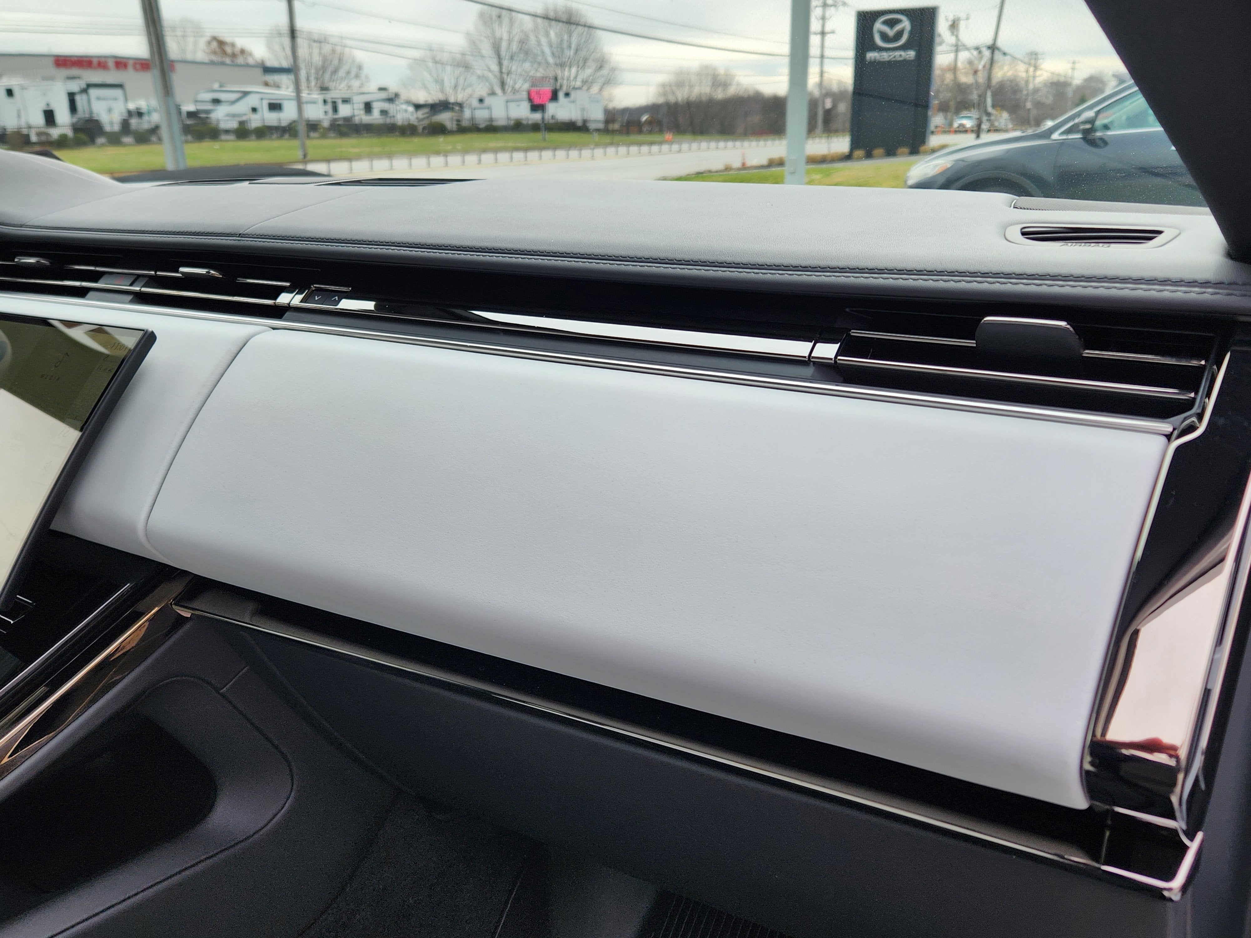 2025 Land Rover Range Rover Sport Dynamic SE