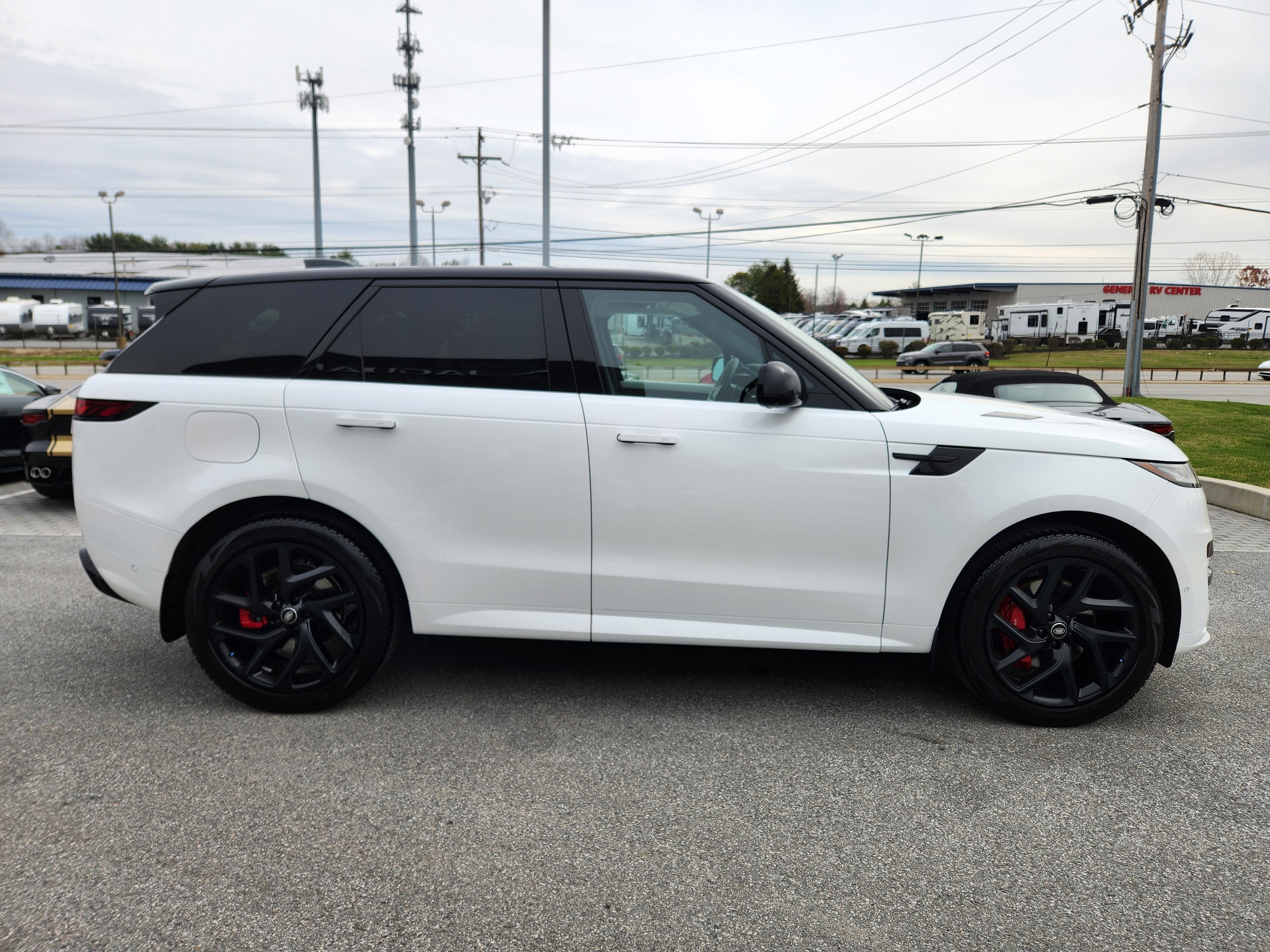 2025 Land Rover Range Rover Sport Dynamic SE