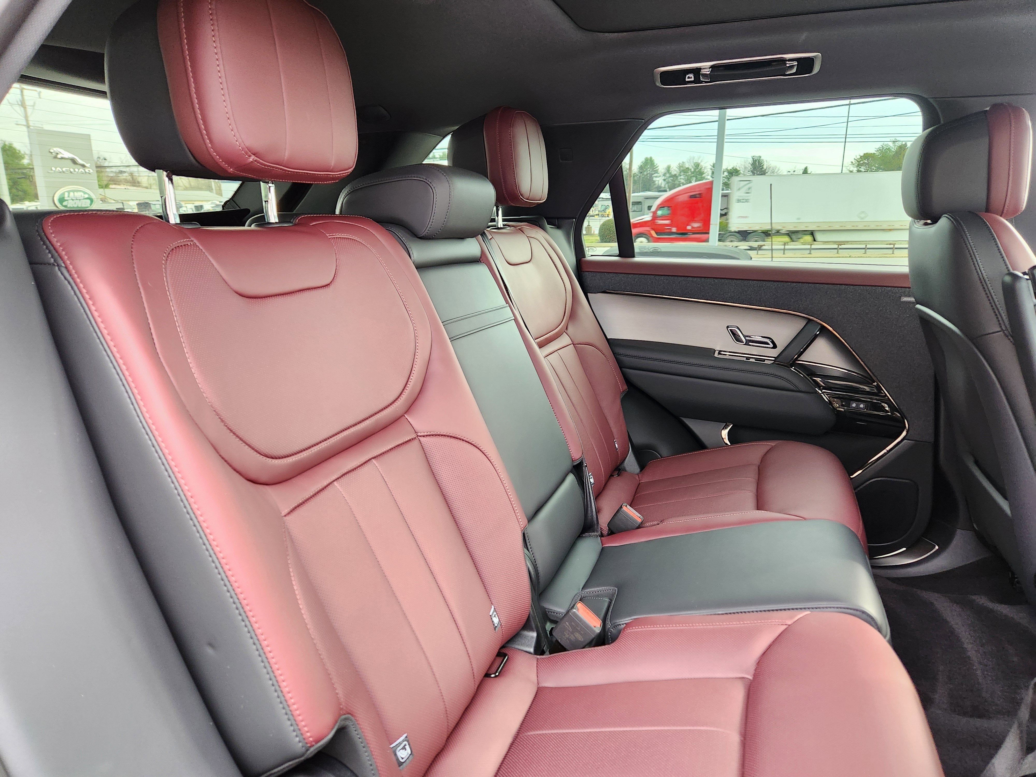 2025 Land Rover Range Rover Sport Dynamic SE