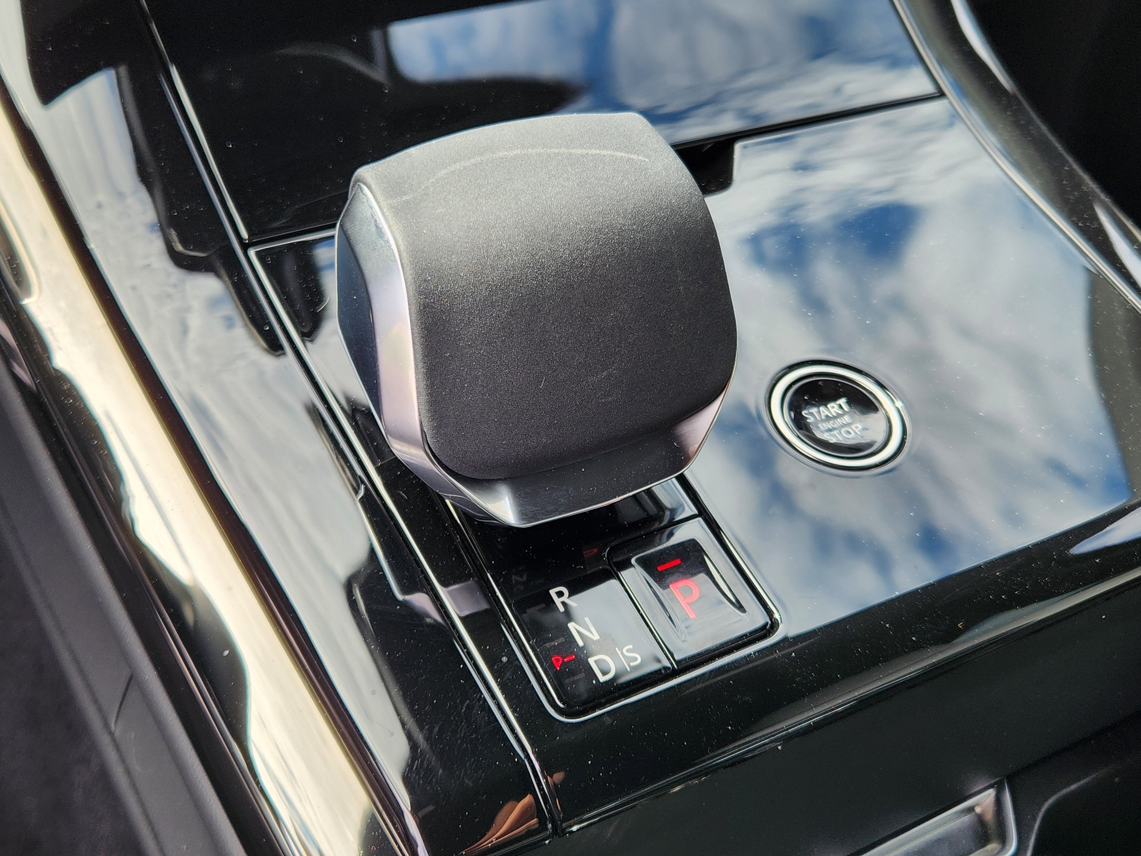 2024 Land Rover Range Rover Sport Dynamic SE