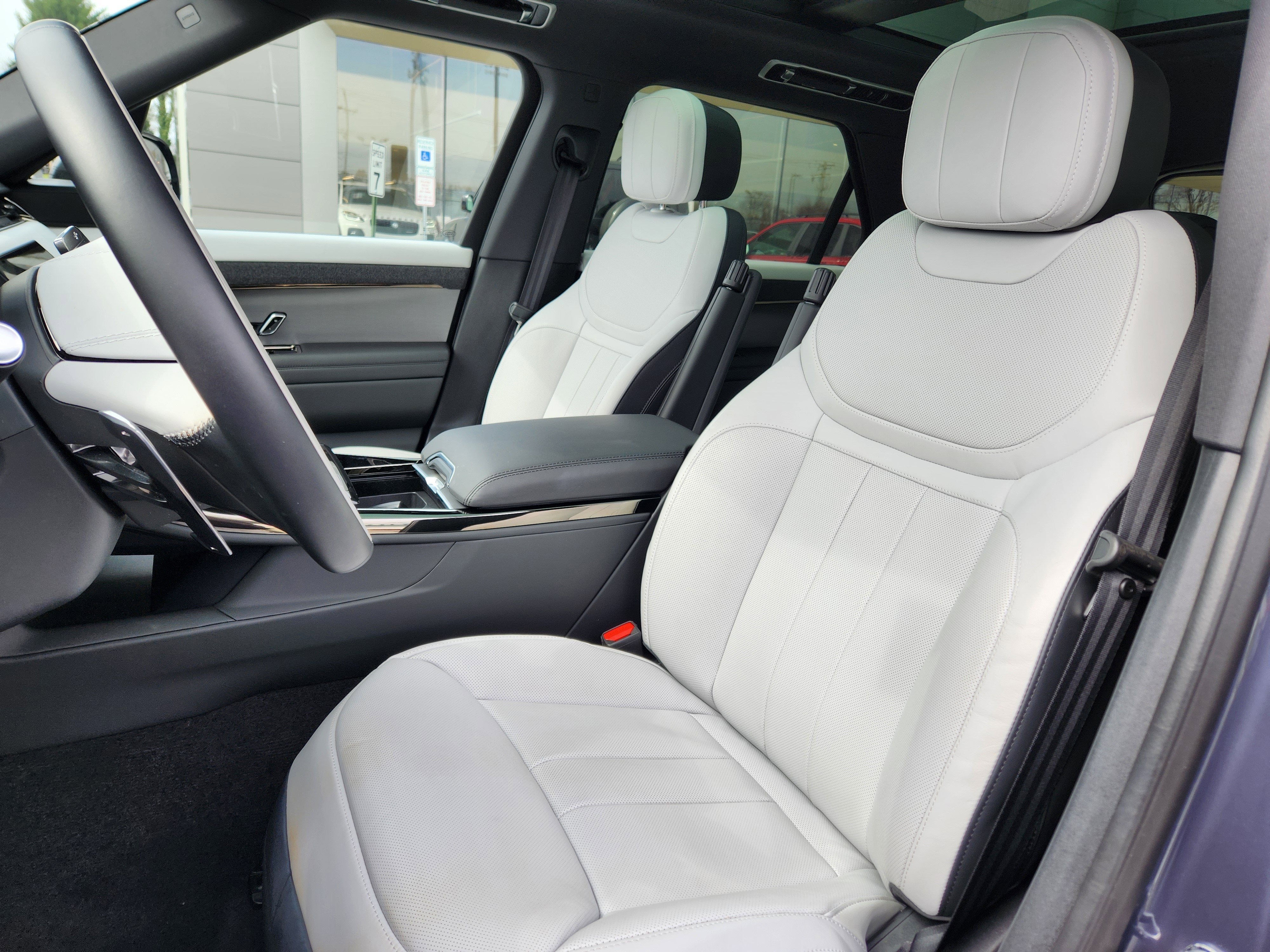 2025 Land Rover Range Rover Sport Dynamic SE