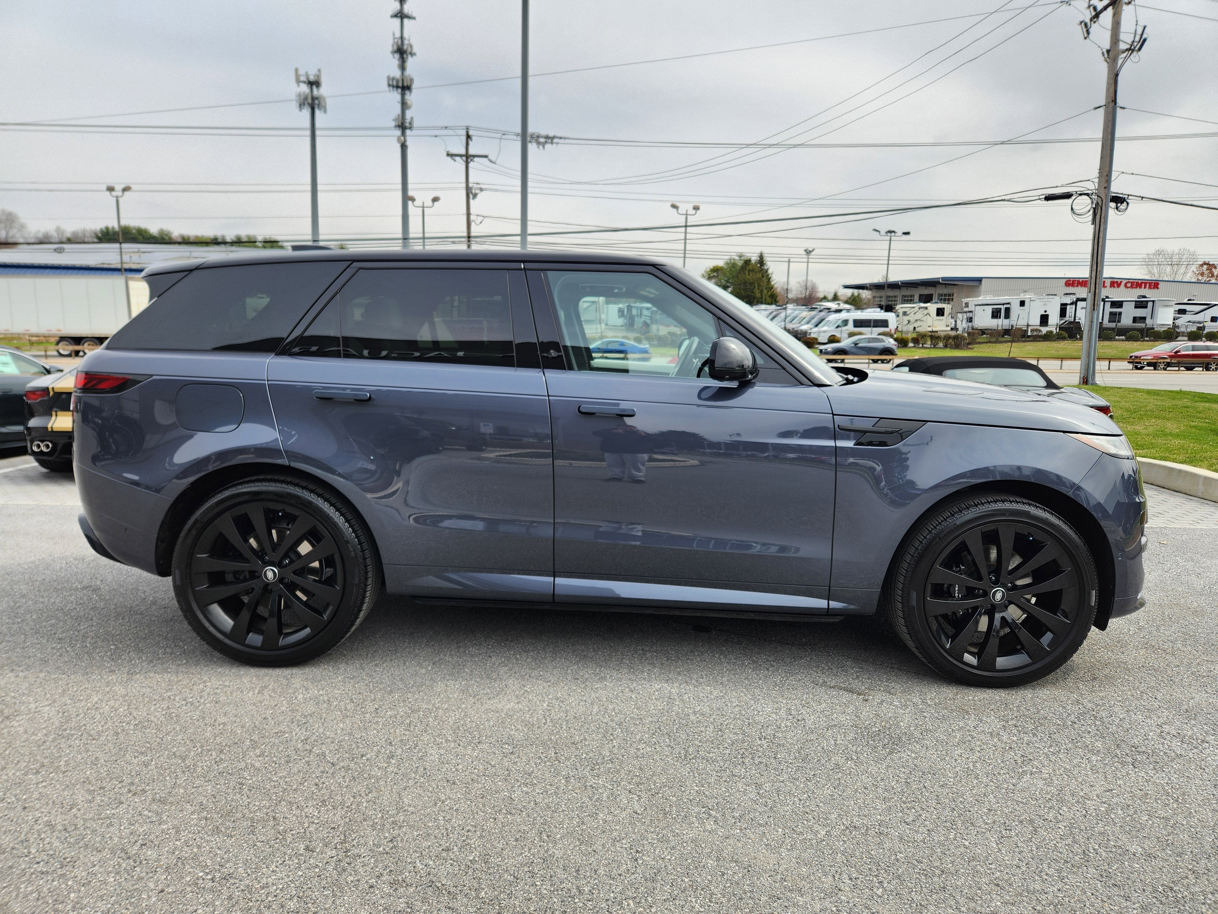 2025 Land Rover Range Rover Sport Dynamic SE