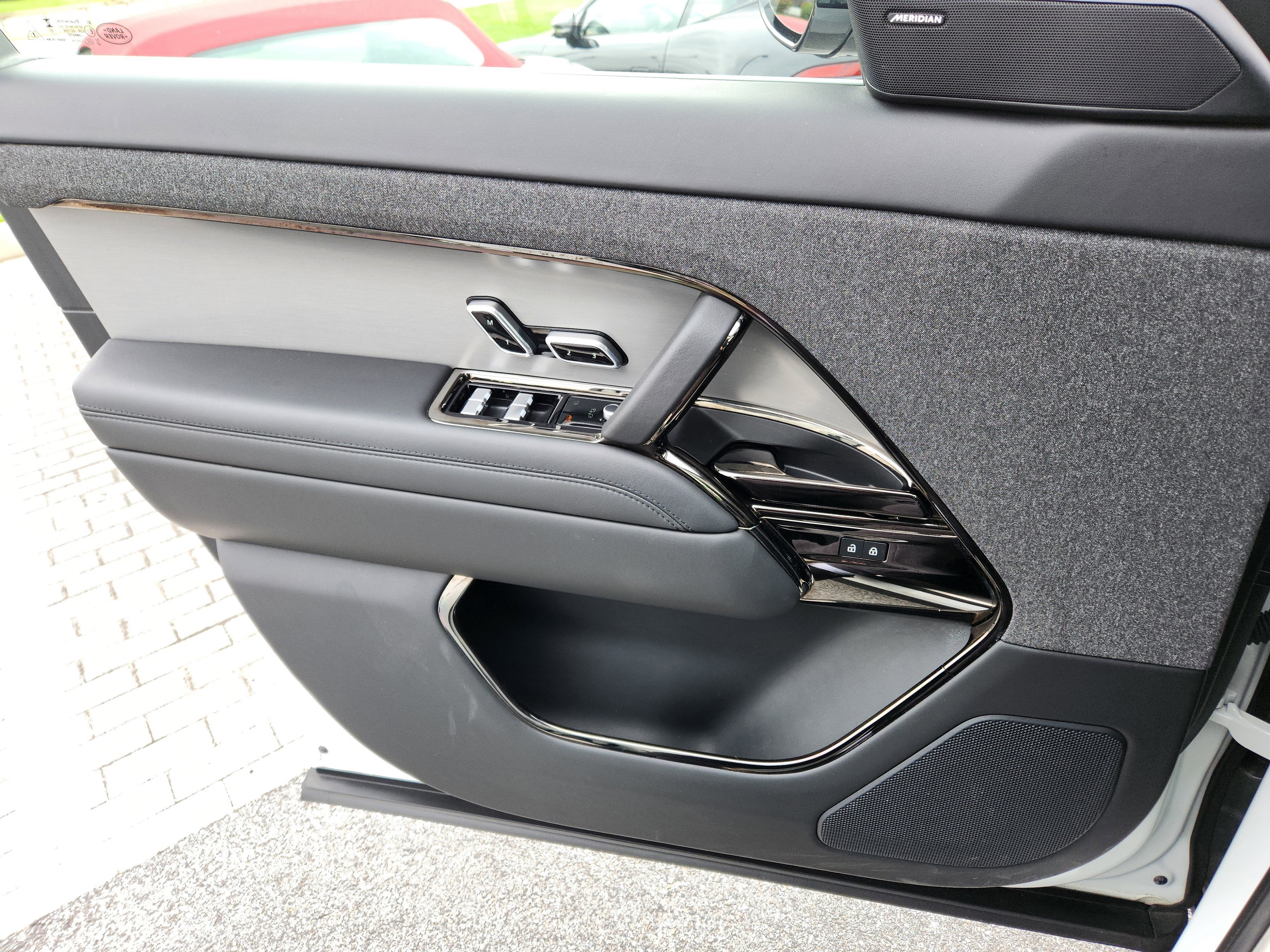 2024 Land Rover Range Rover Sport SE