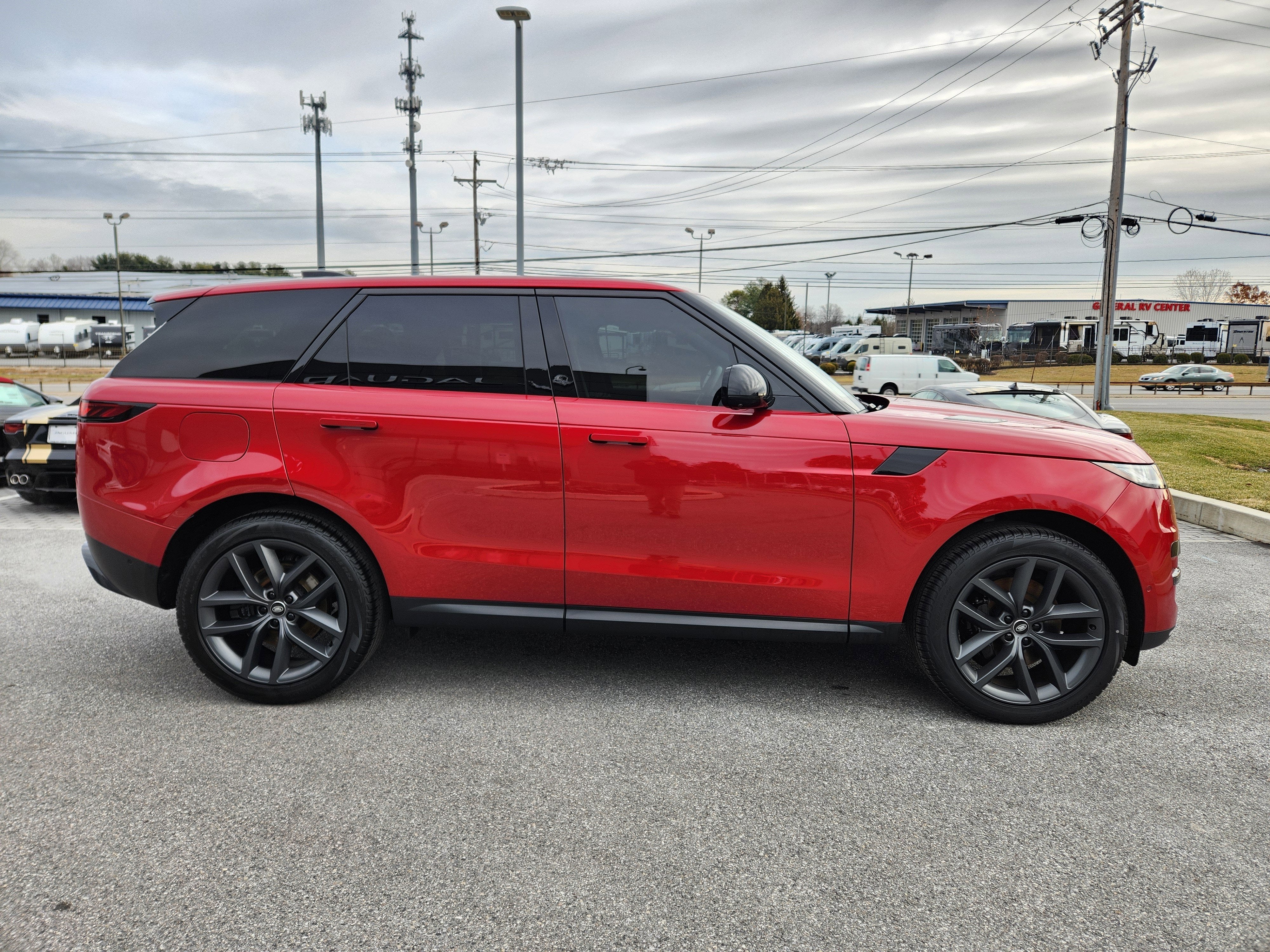 2024 Land Rover Range Rover Sport SE