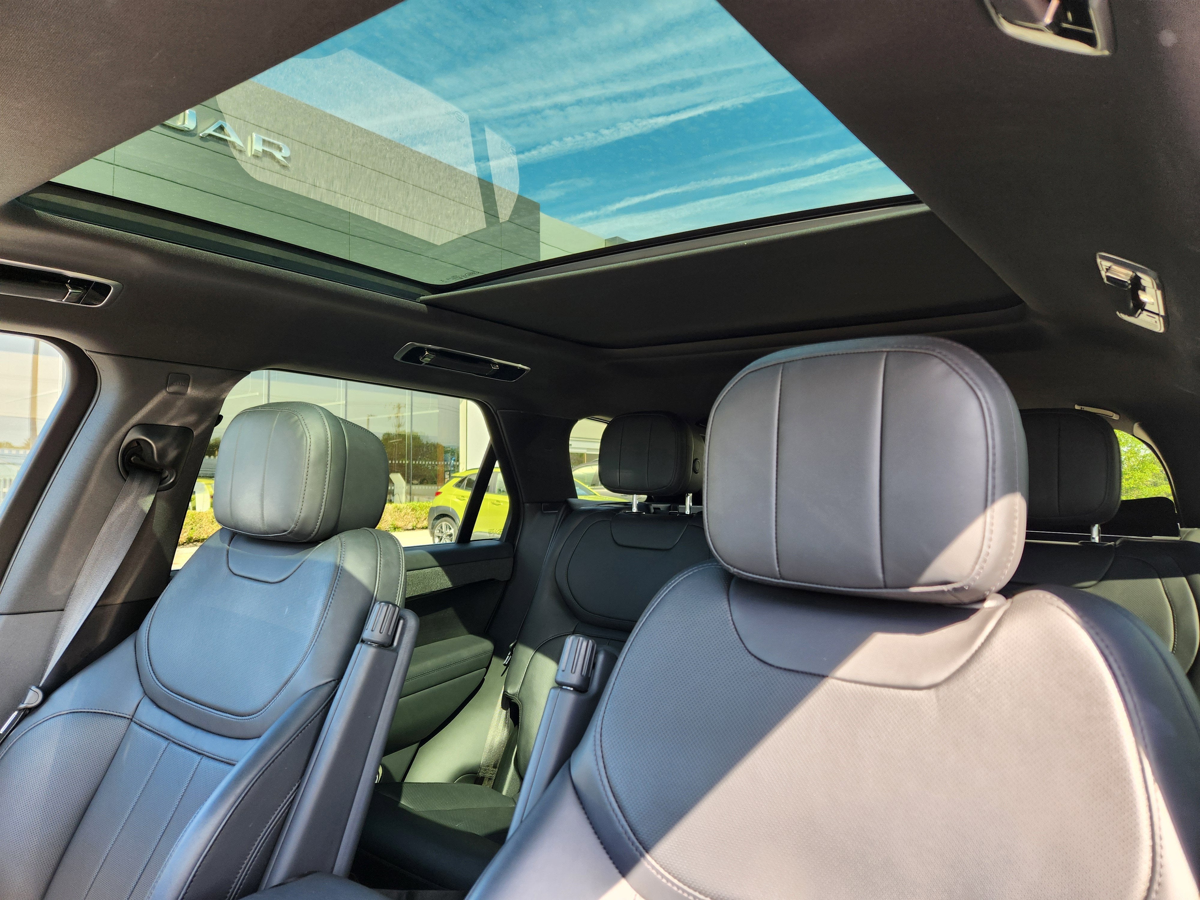 2023 Land Rover Range Rover Sport SE