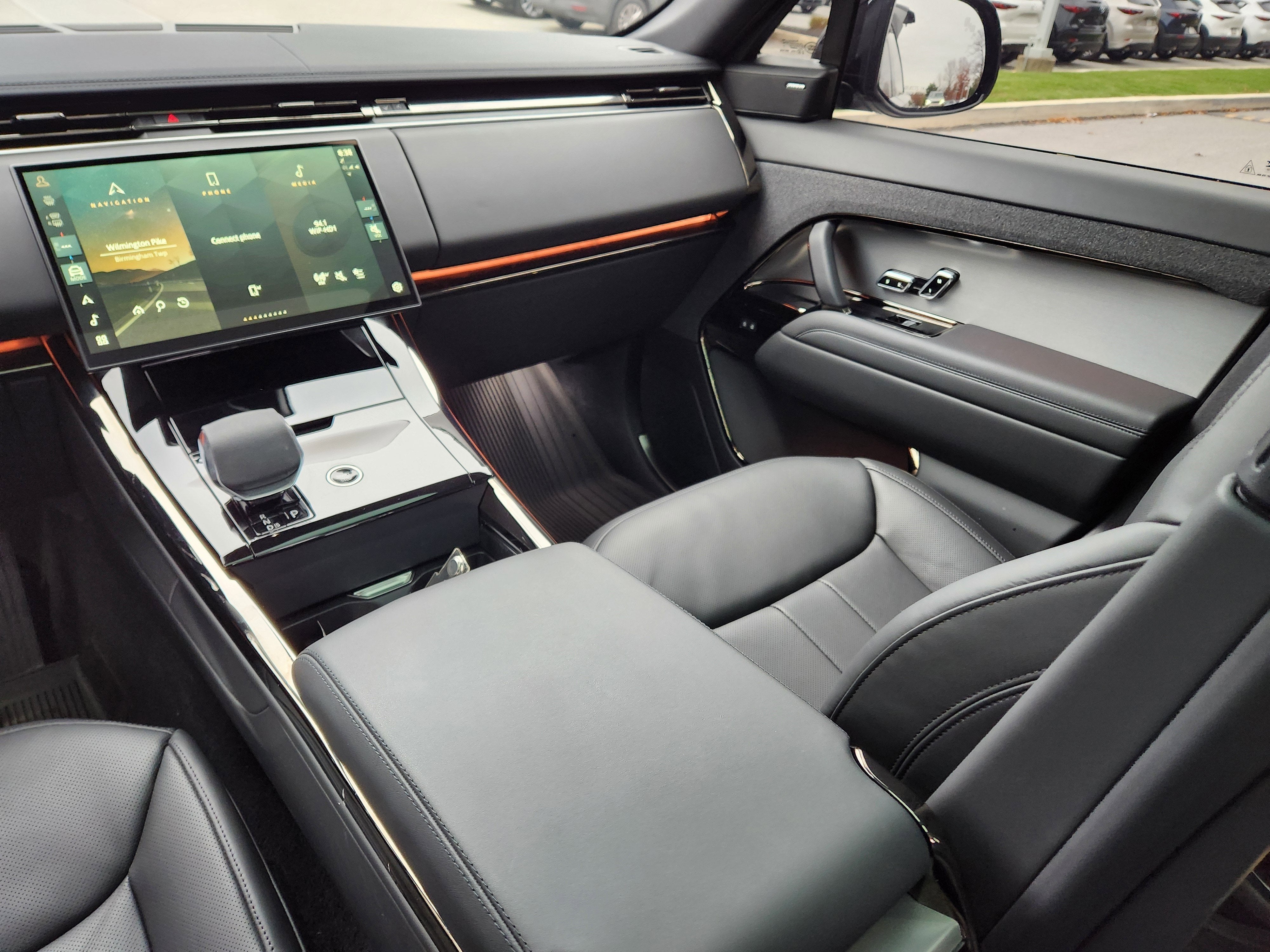 2024 Land Rover Range Rover Sport SE