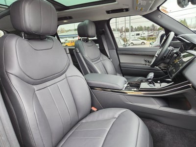 2024 Land Rover Range Rover Sport SE
