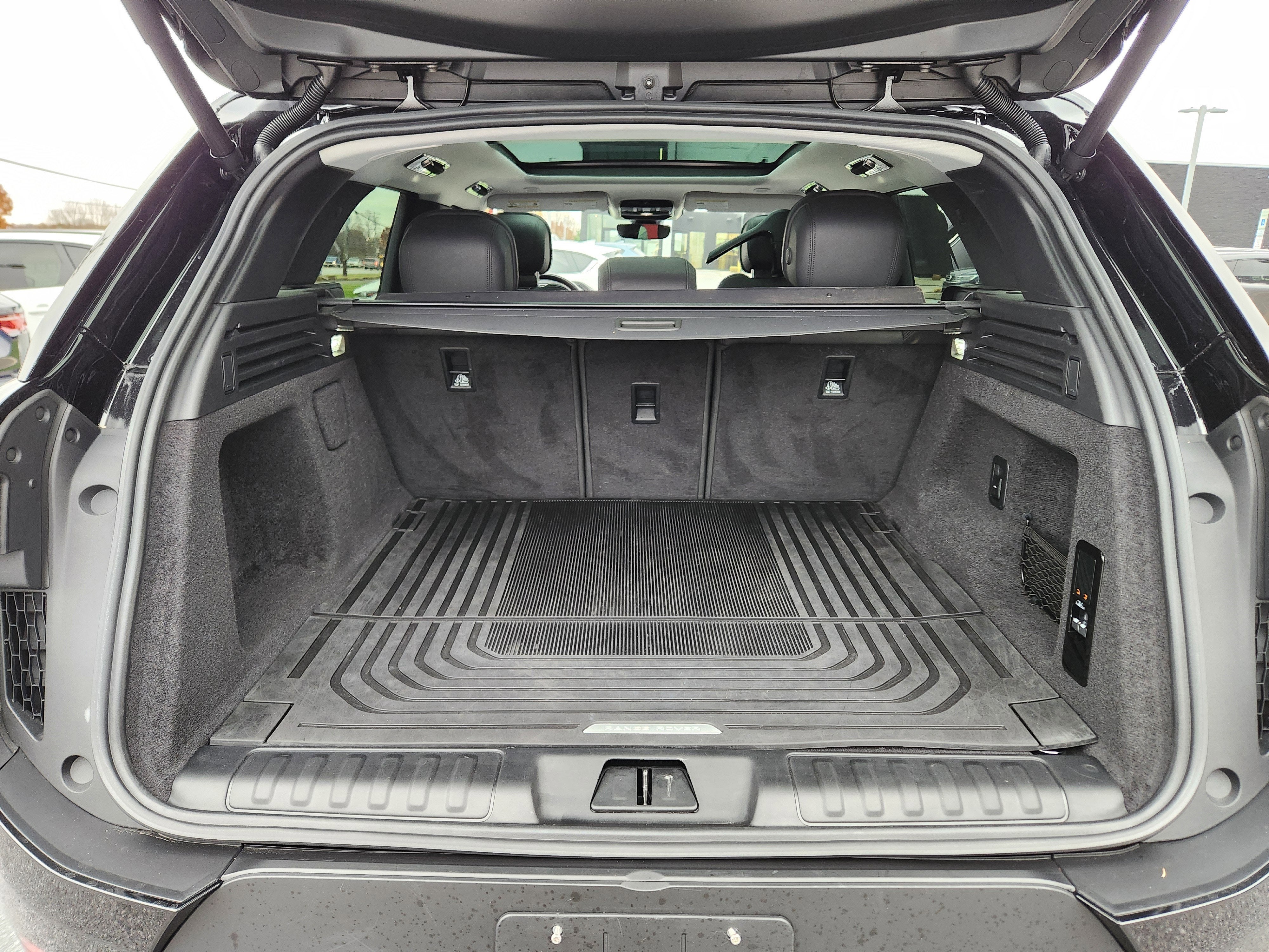 2024 Land Rover Range Rover Sport SE