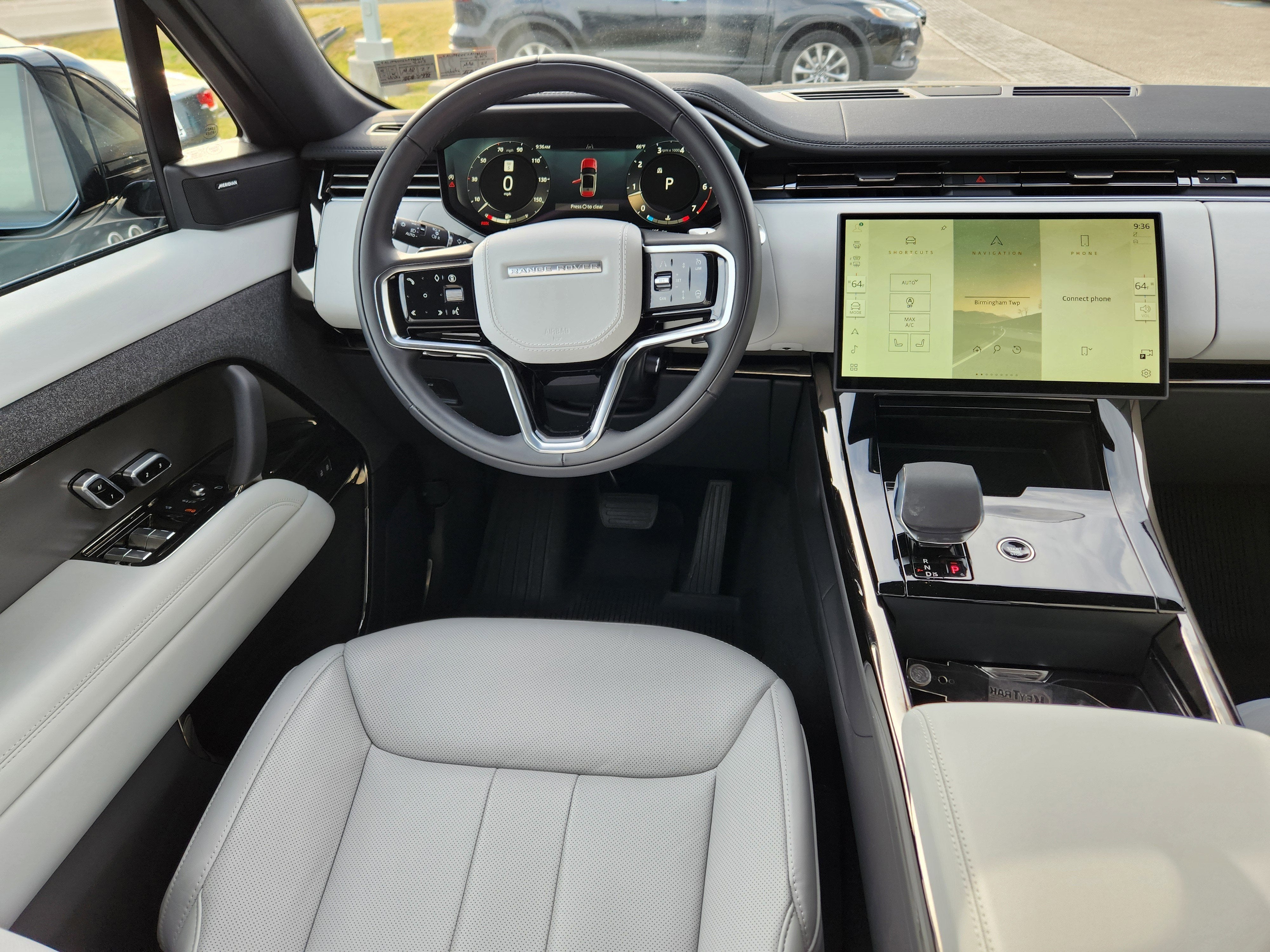 2025 Land Rover Range Rover Sport SE