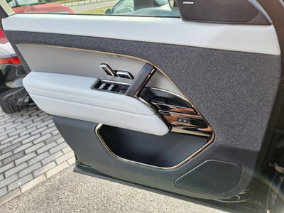 2025 Land Rover Range Rover Sport SE