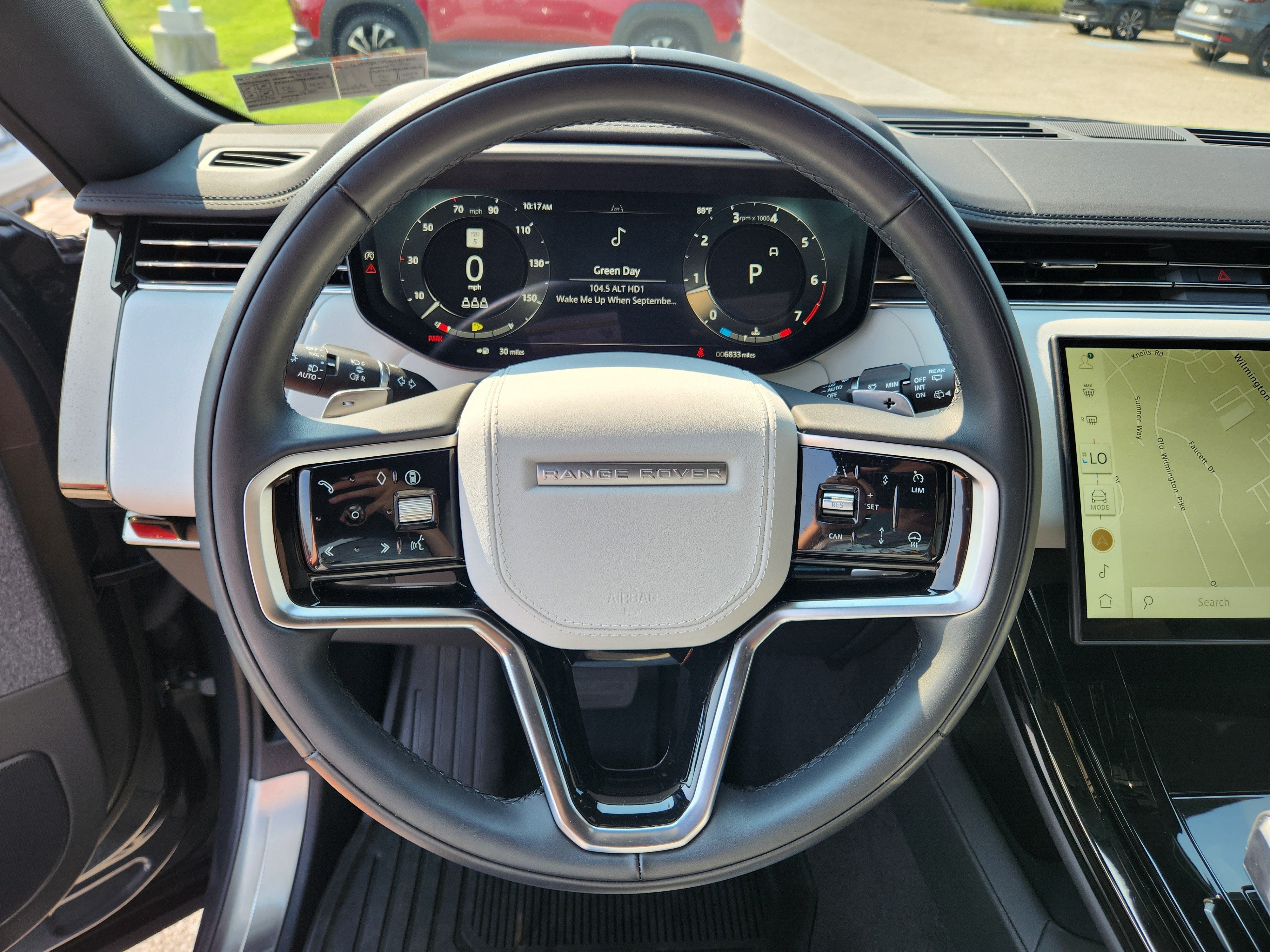 2025 Land Rover Range Rover Sport SE