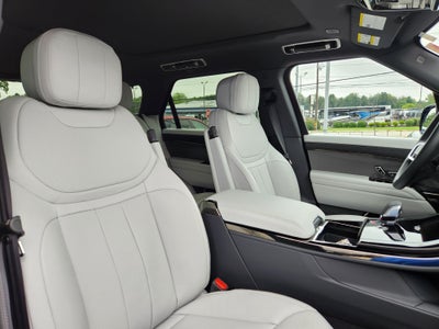 2025 Land Rover Range Rover Sport SE