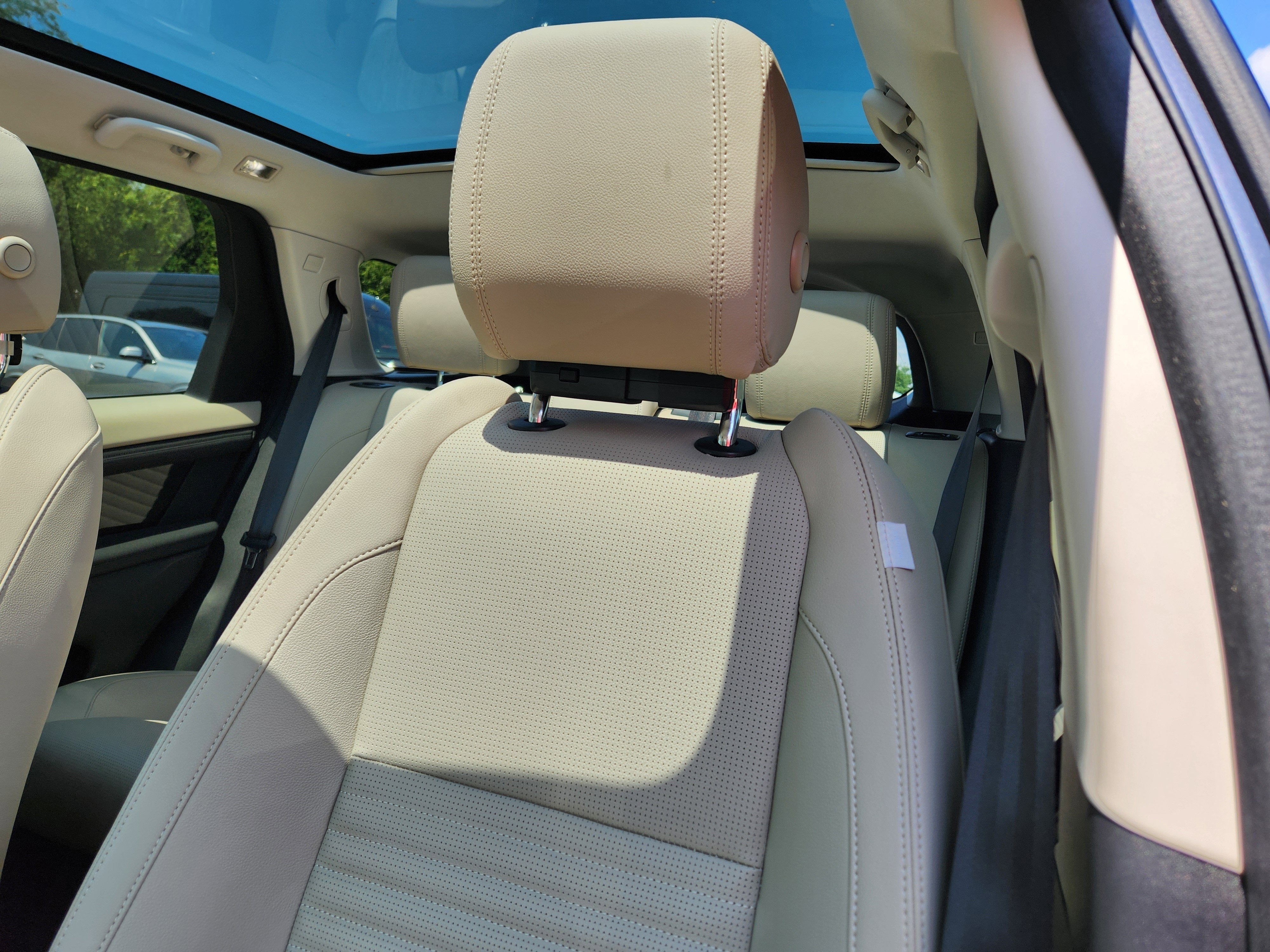 2024 Land Rover Discovery Sport S